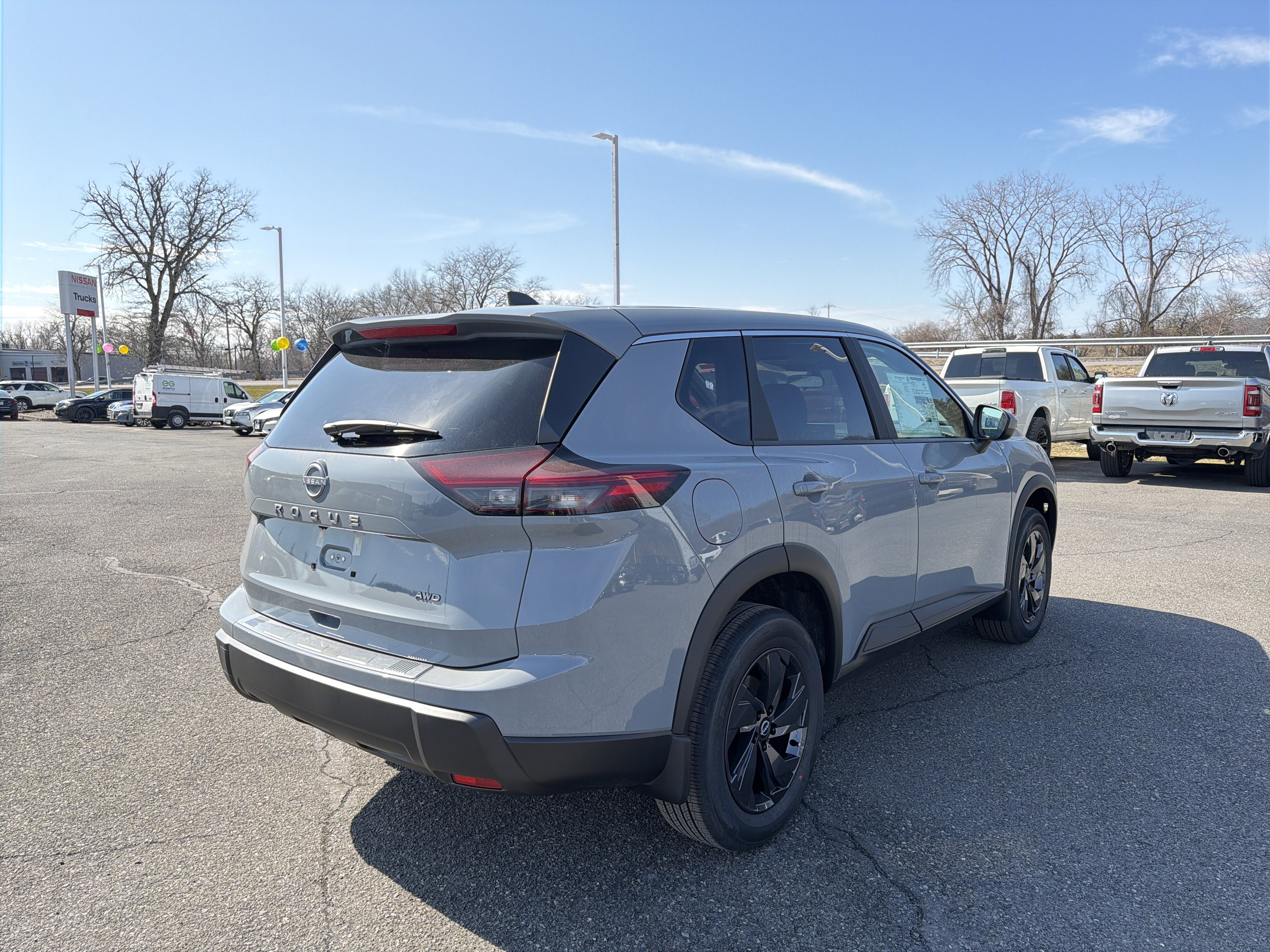 2026 Nissan Rogue SV