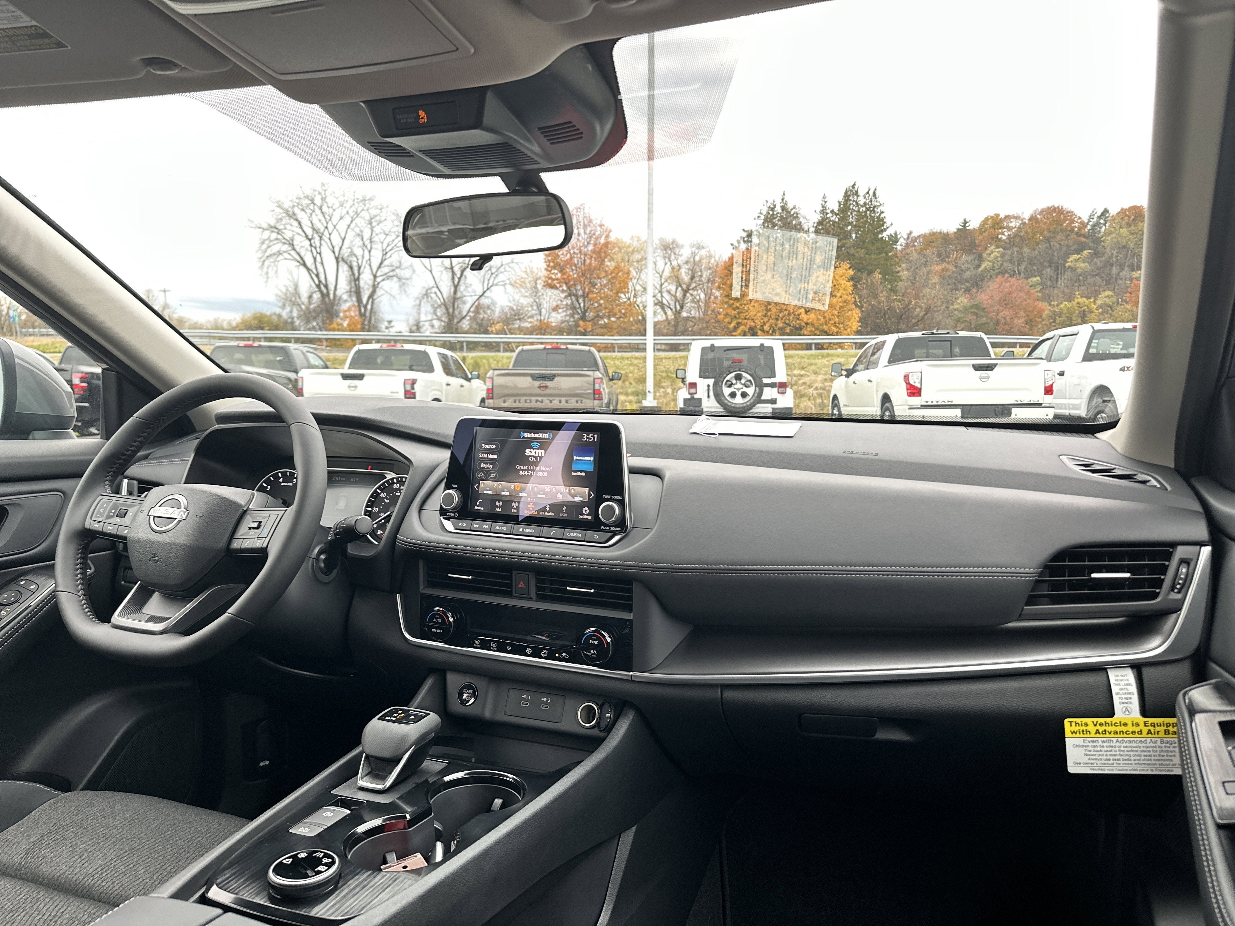 2026 Nissan Rogue SV