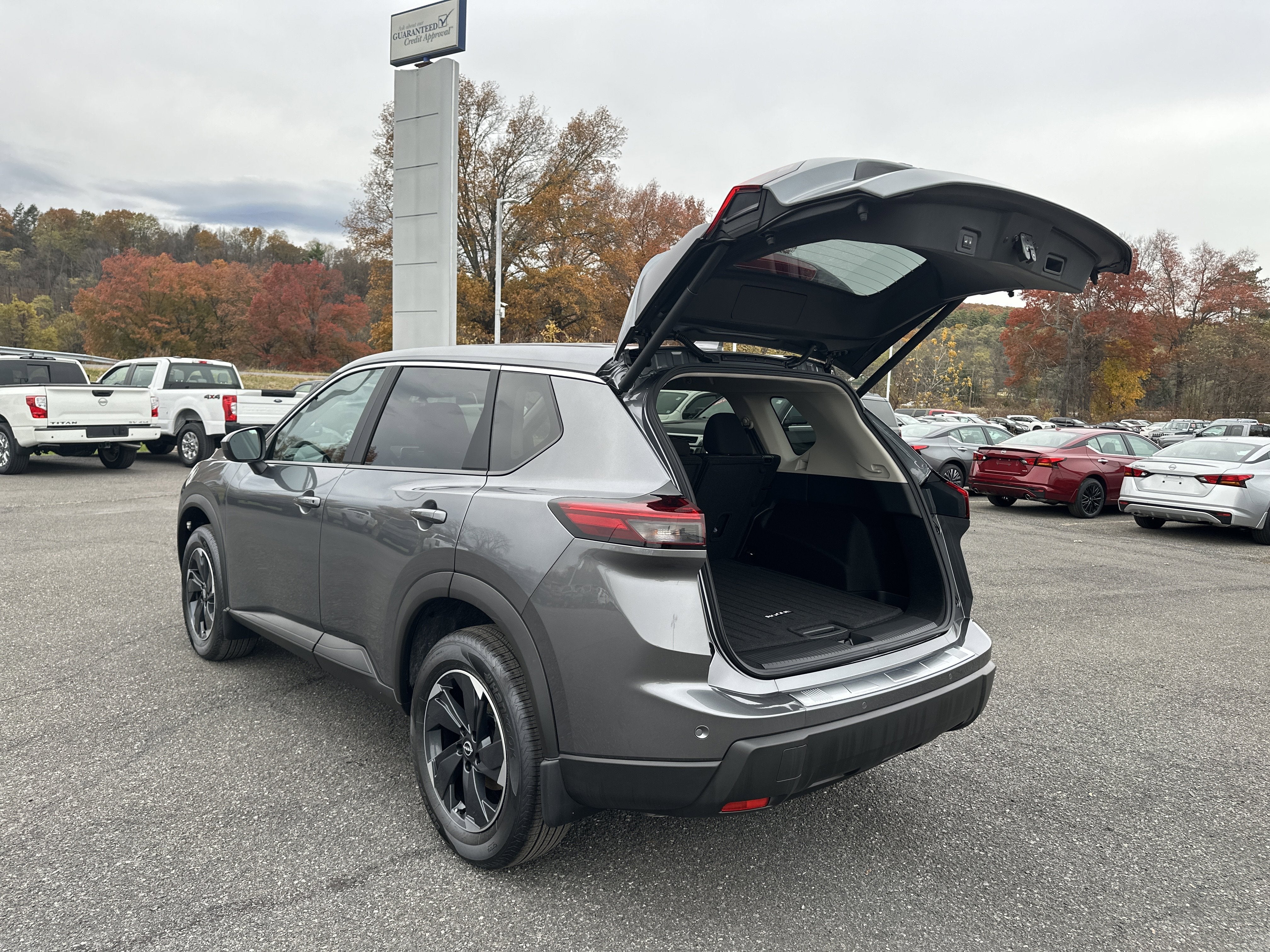 2026 Nissan Rogue SV