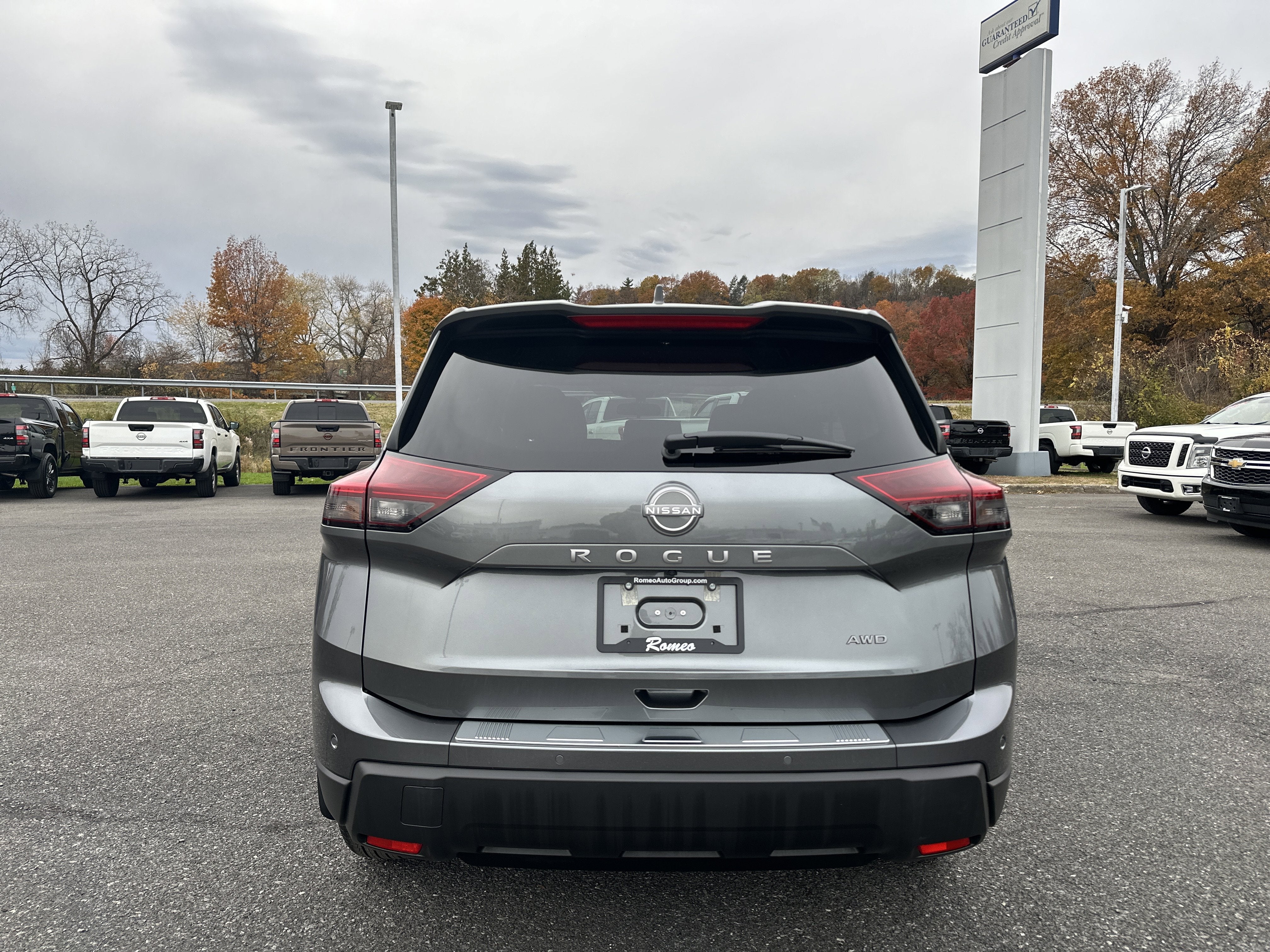 2026 Nissan Rogue SV