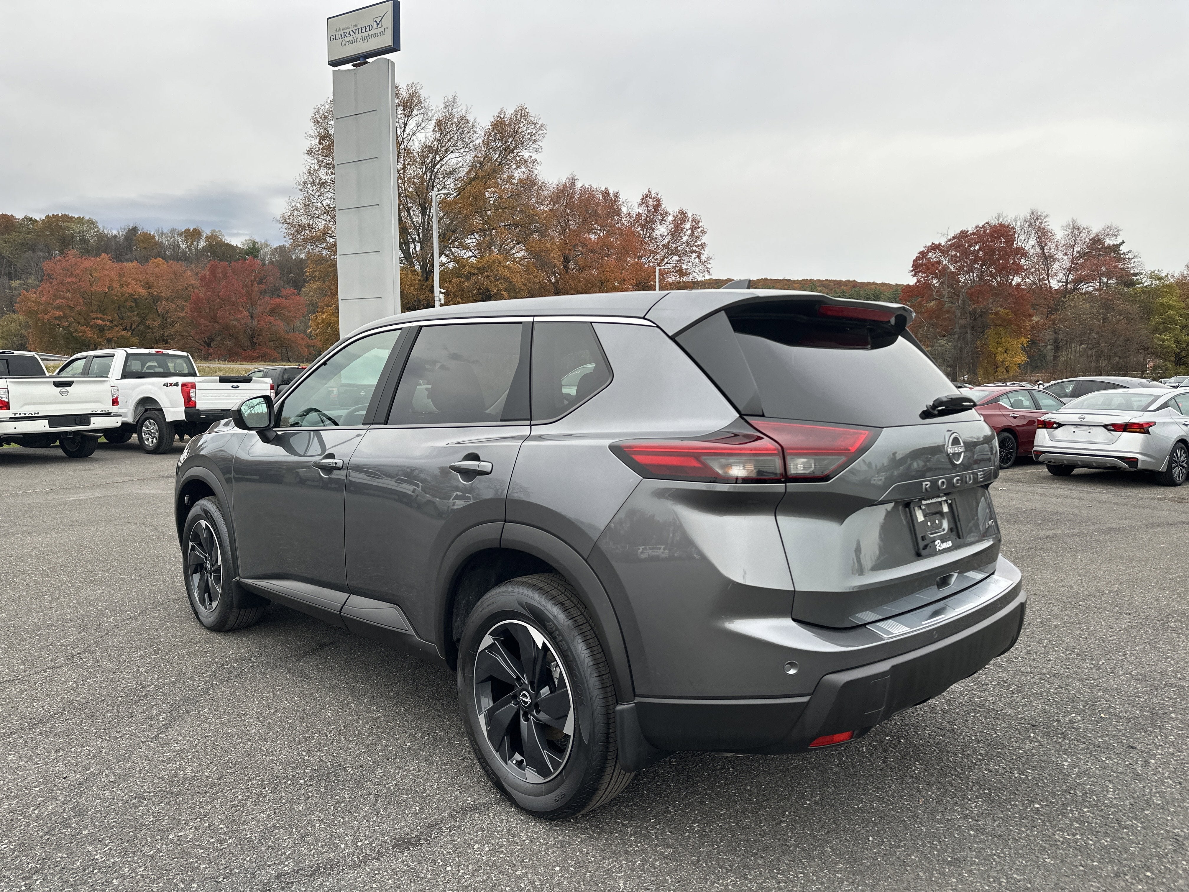 2026 Nissan Rogue SV