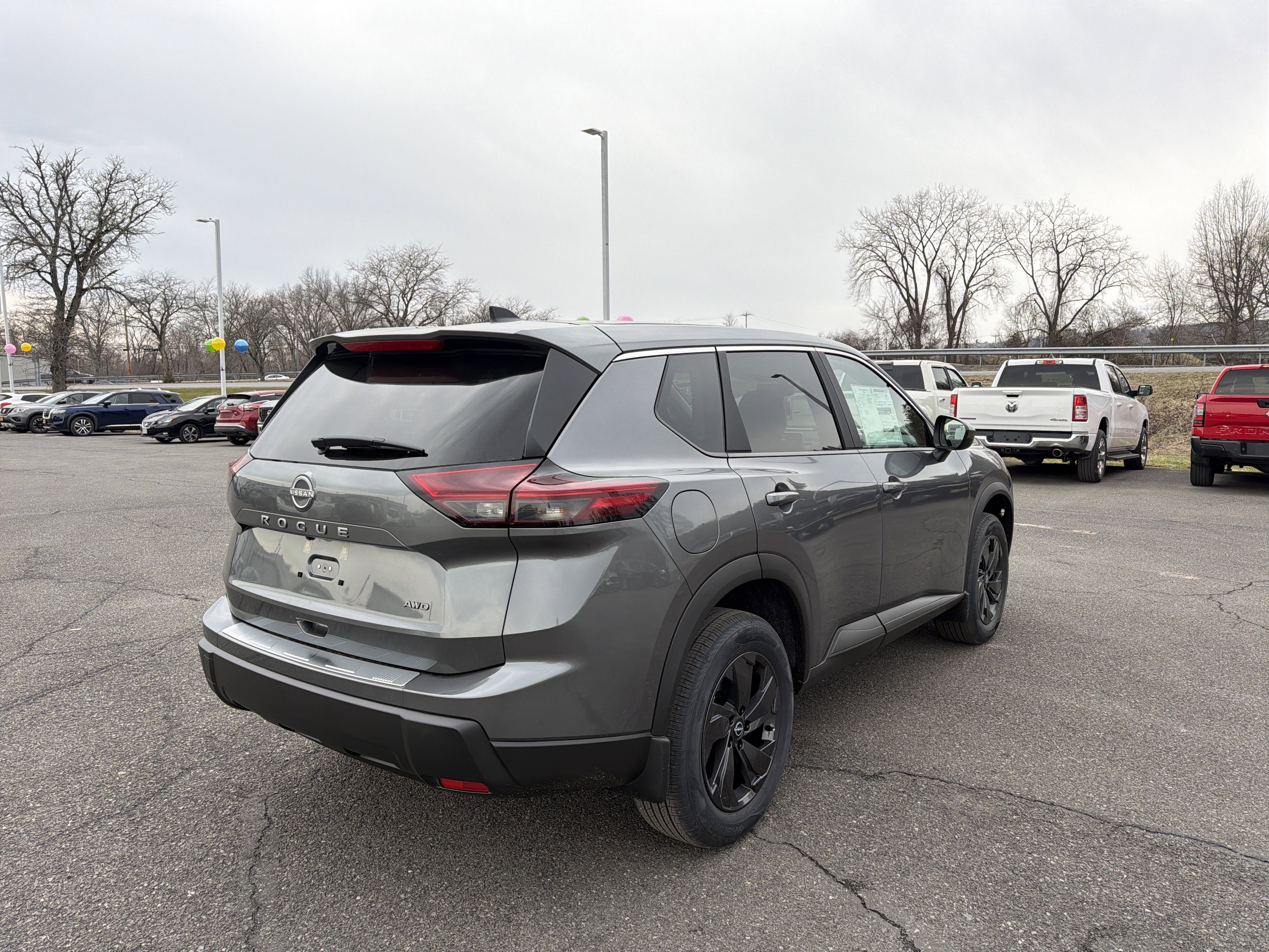 2026 Nissan Rogue SV