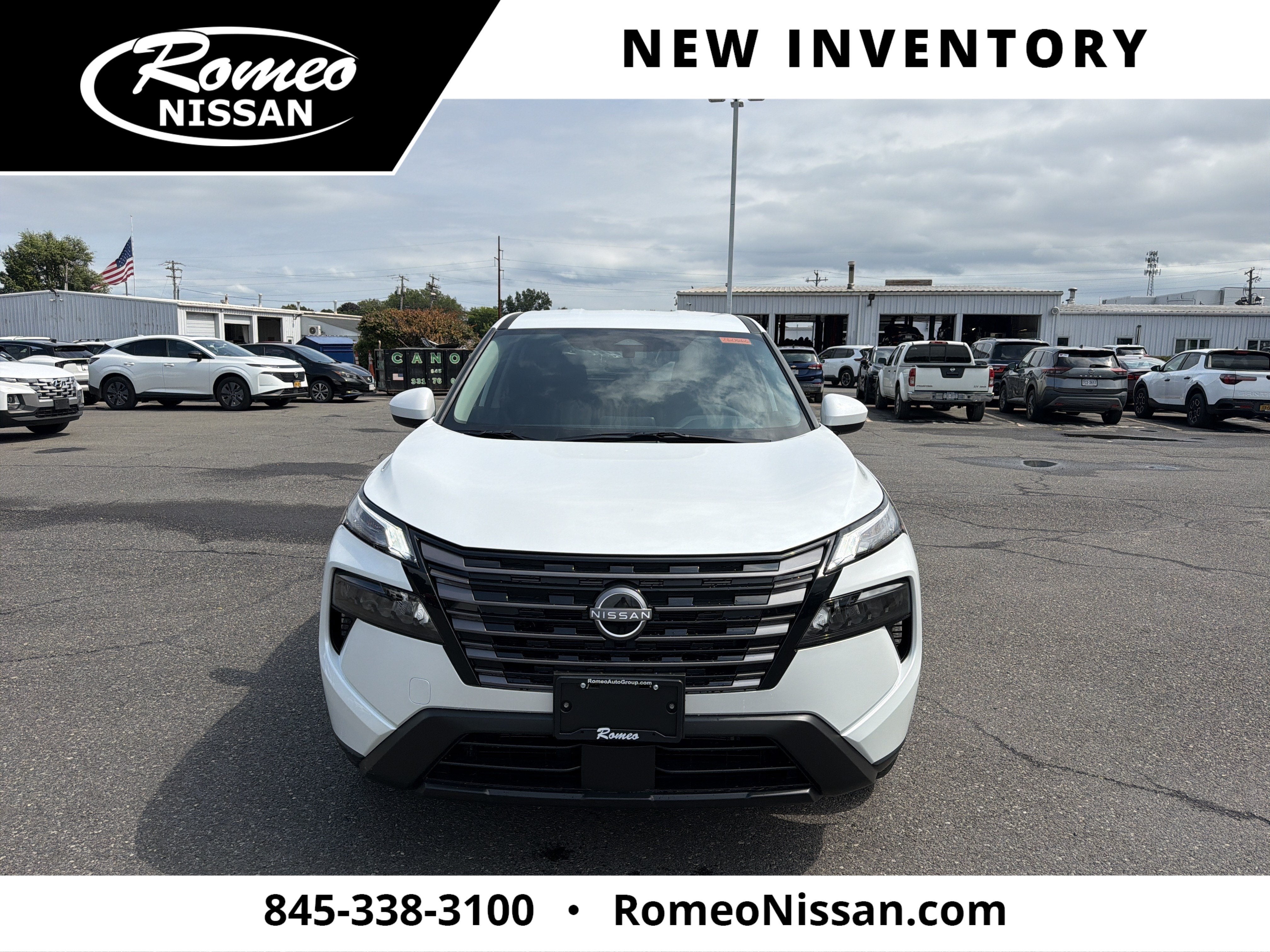 2026 Nissan Rogue SV