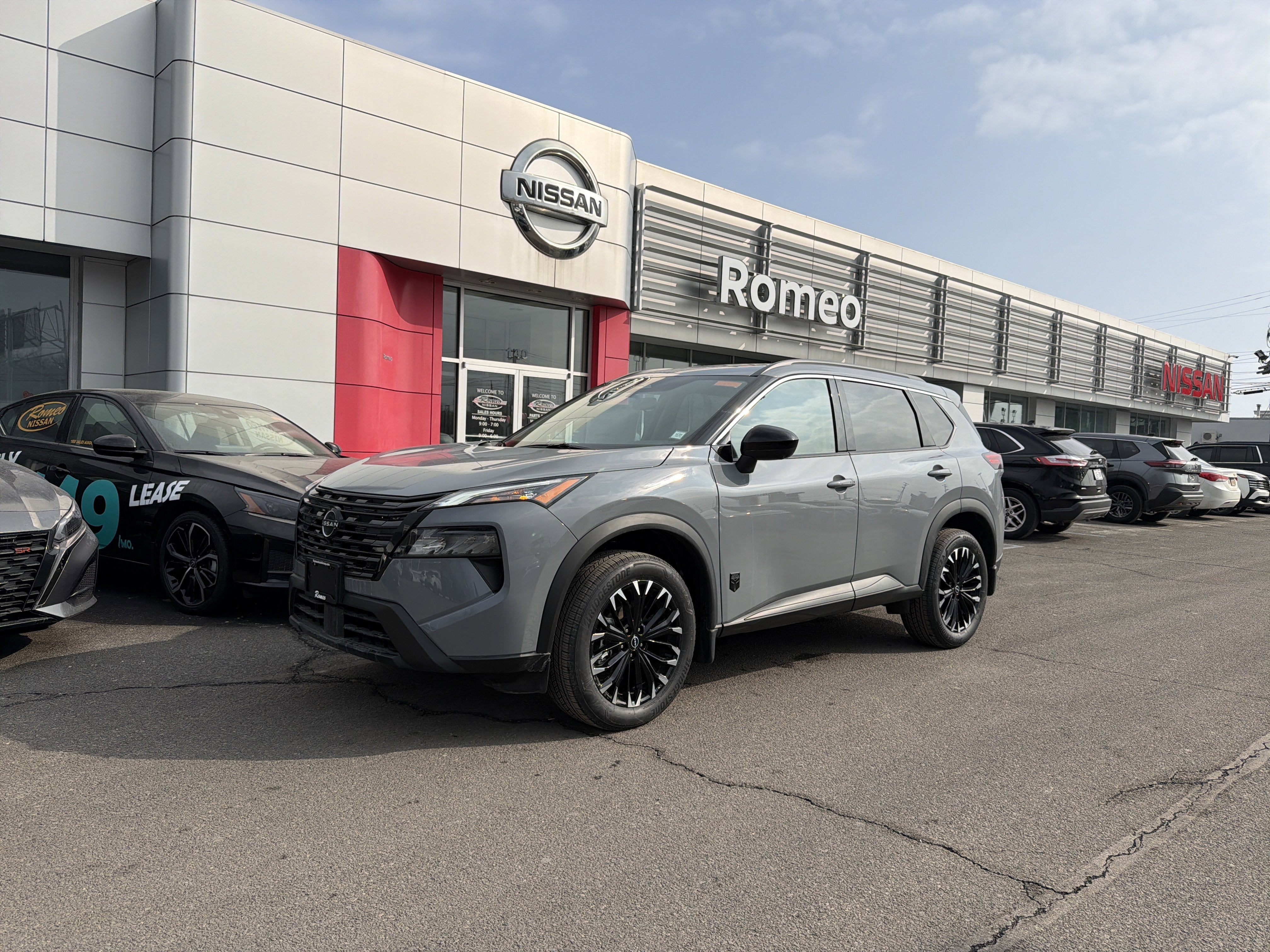 2026 Nissan Rogue Dark Armor