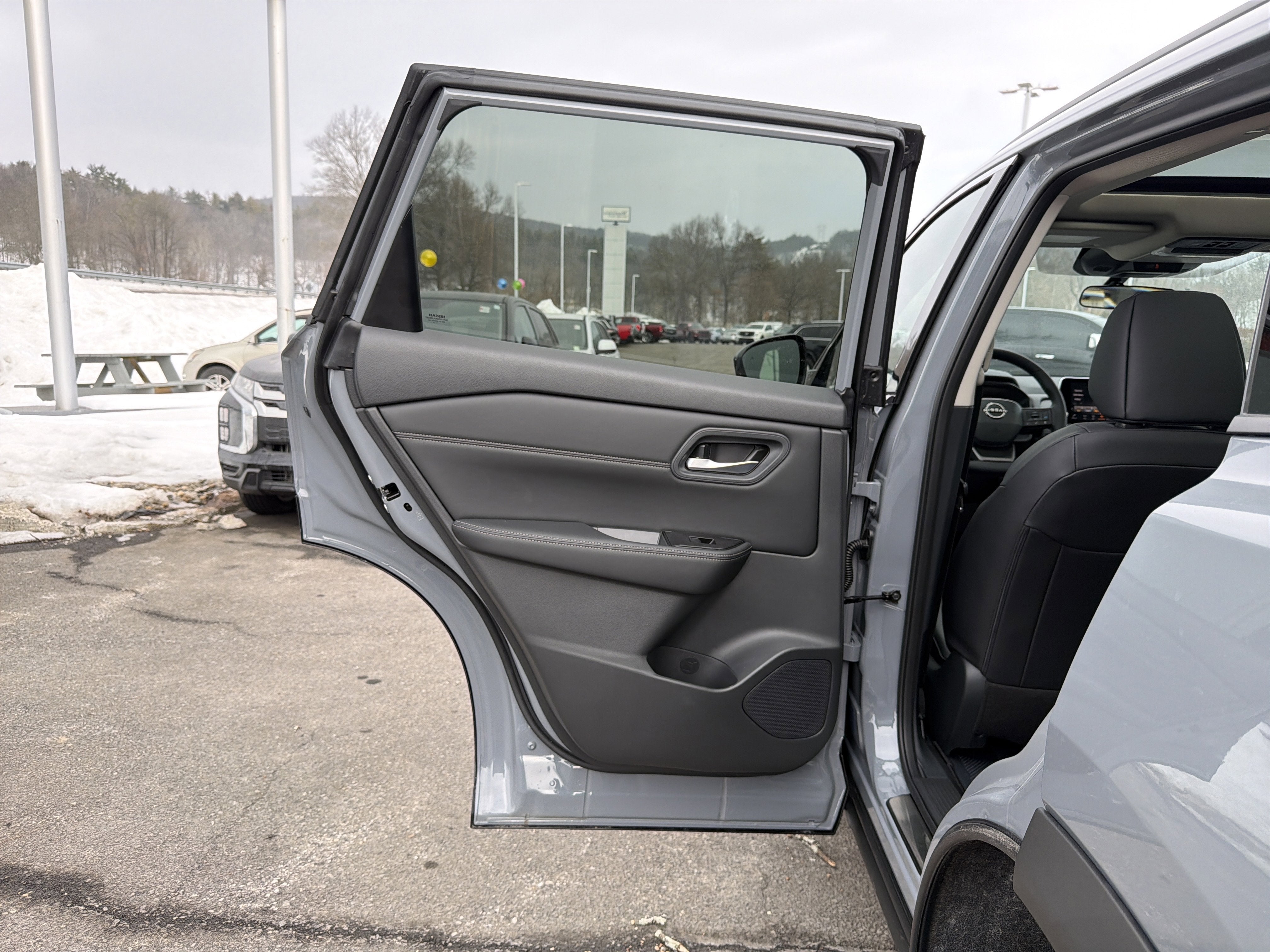 2026 Nissan Rogue Dark Armor