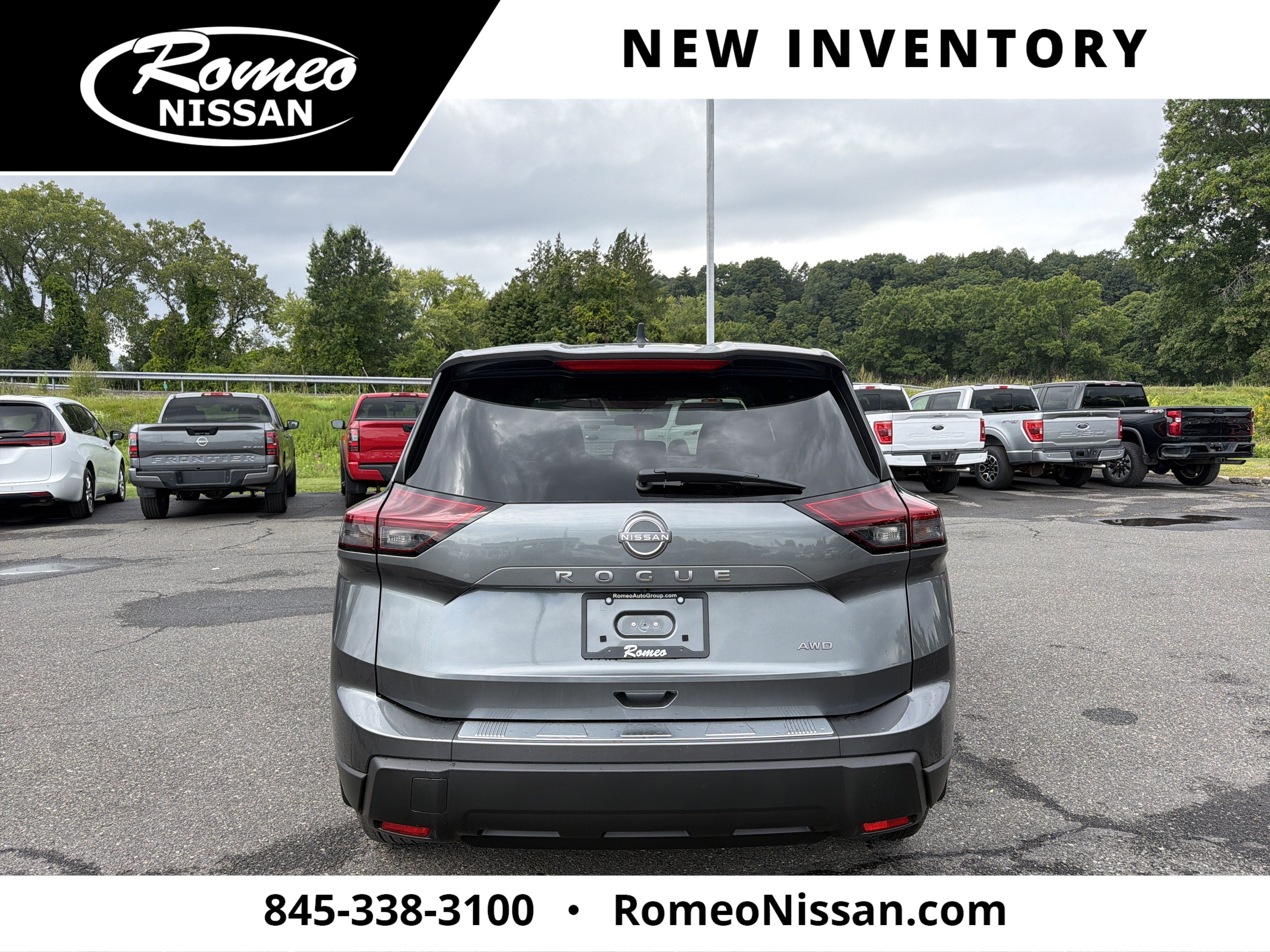 2026 Nissan Rogue SV