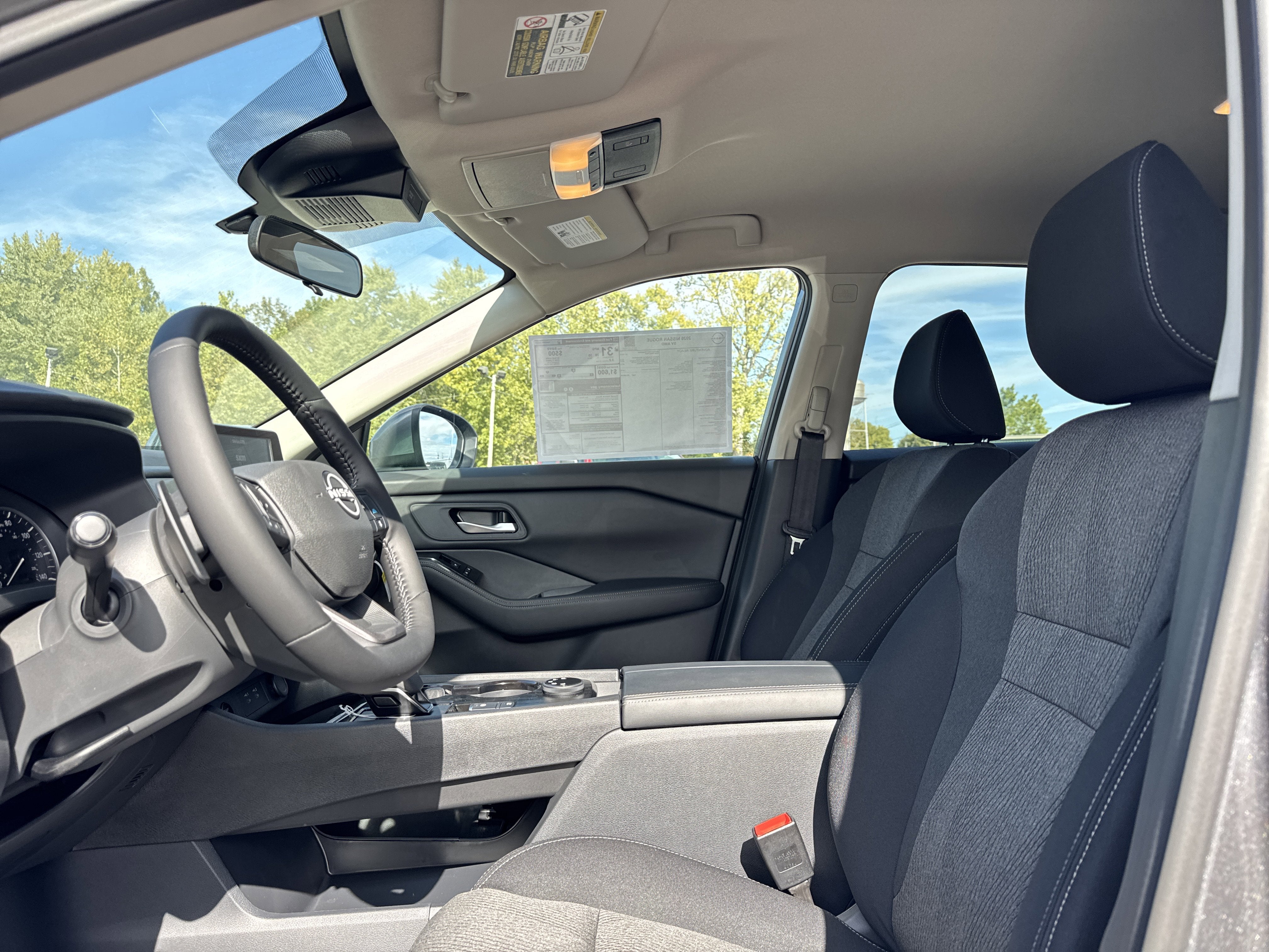 2026 Nissan Rogue SV