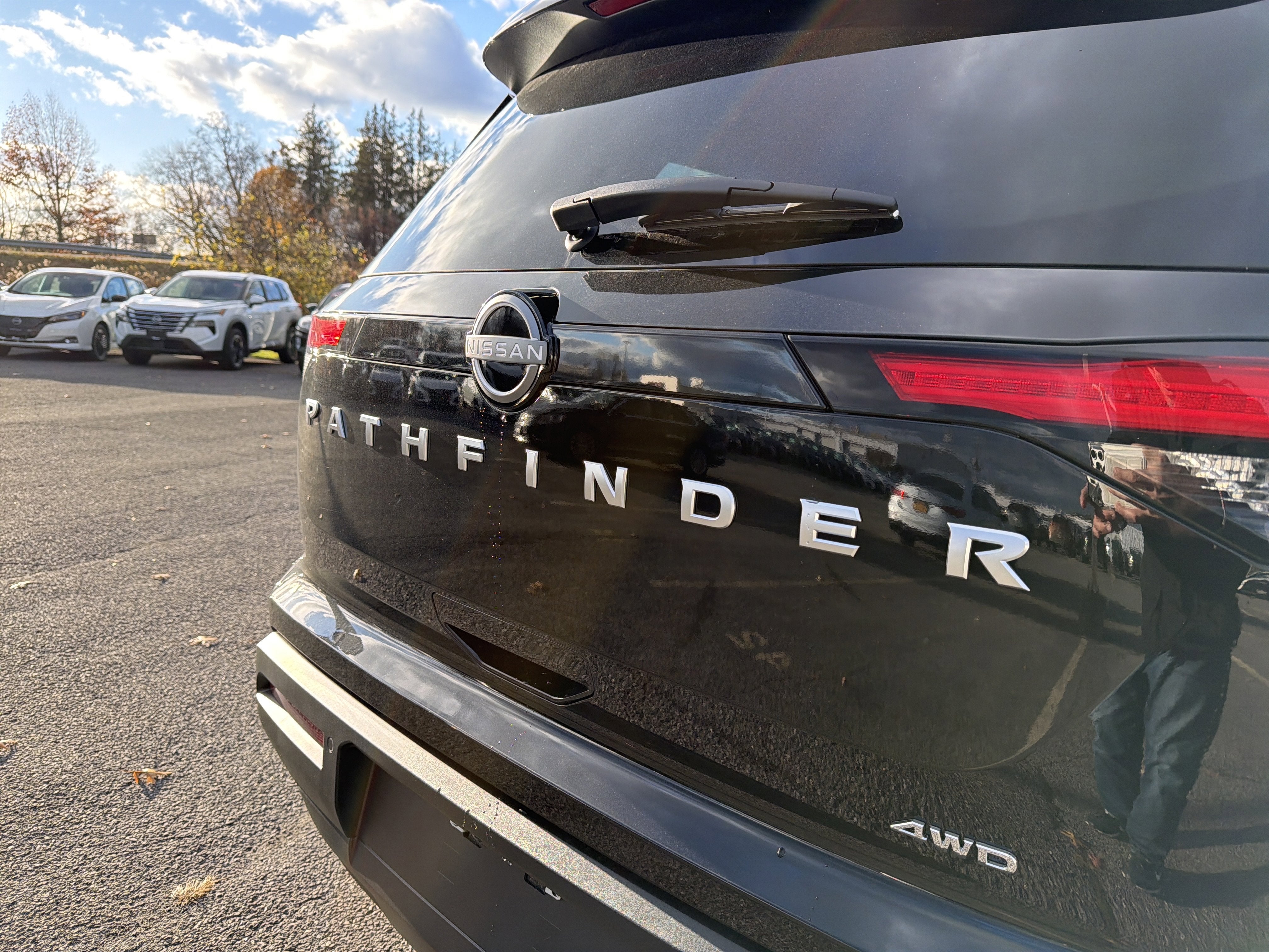 2025 Nissan Pathfinder S