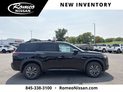 2026 Nissan Pathfinder SV