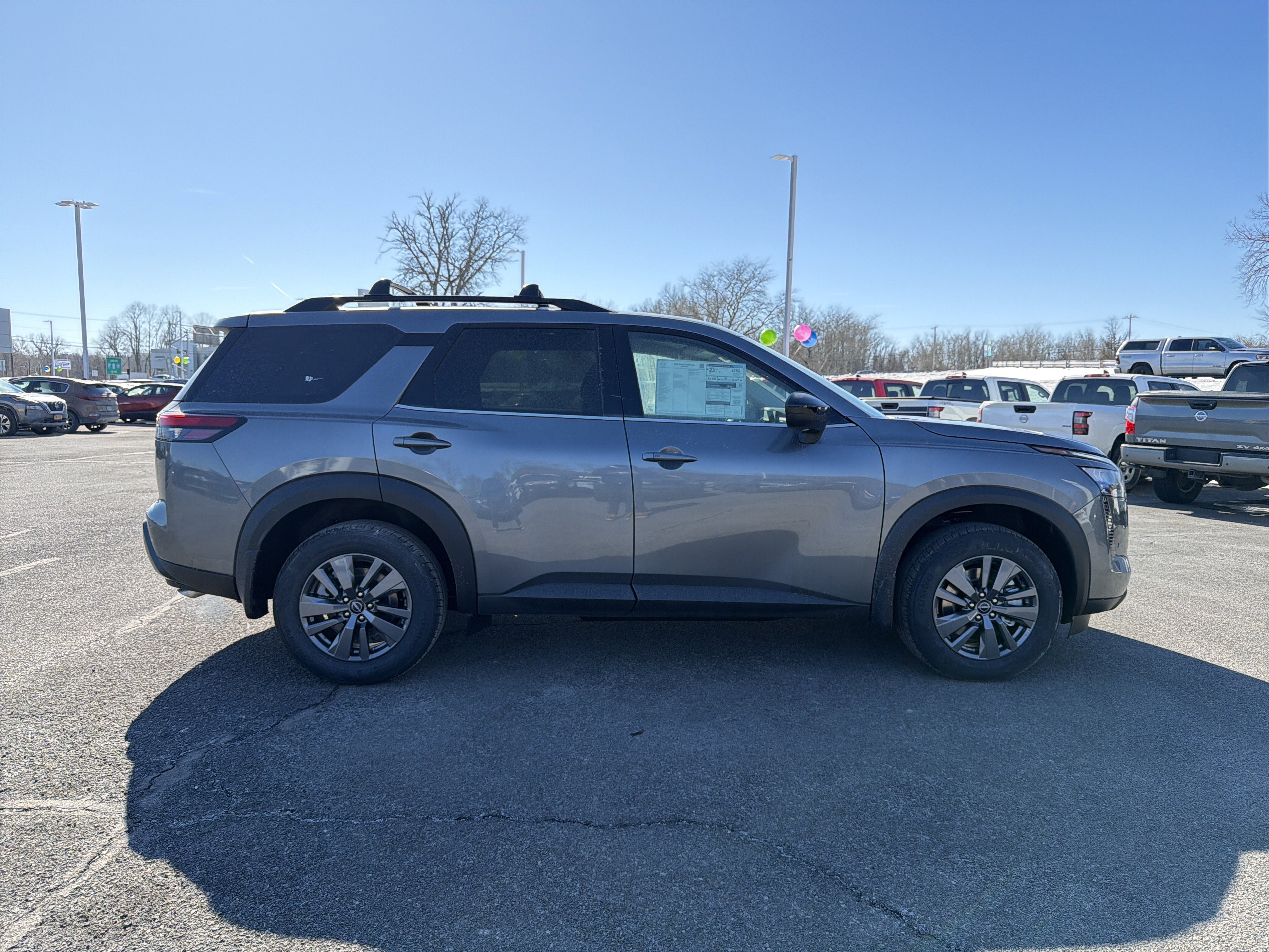 2026 Nissan Pathfinder SV