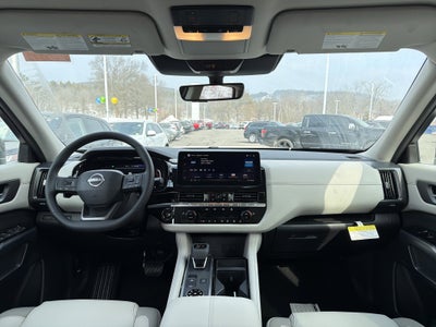 2026 Nissan Pathfinder SL