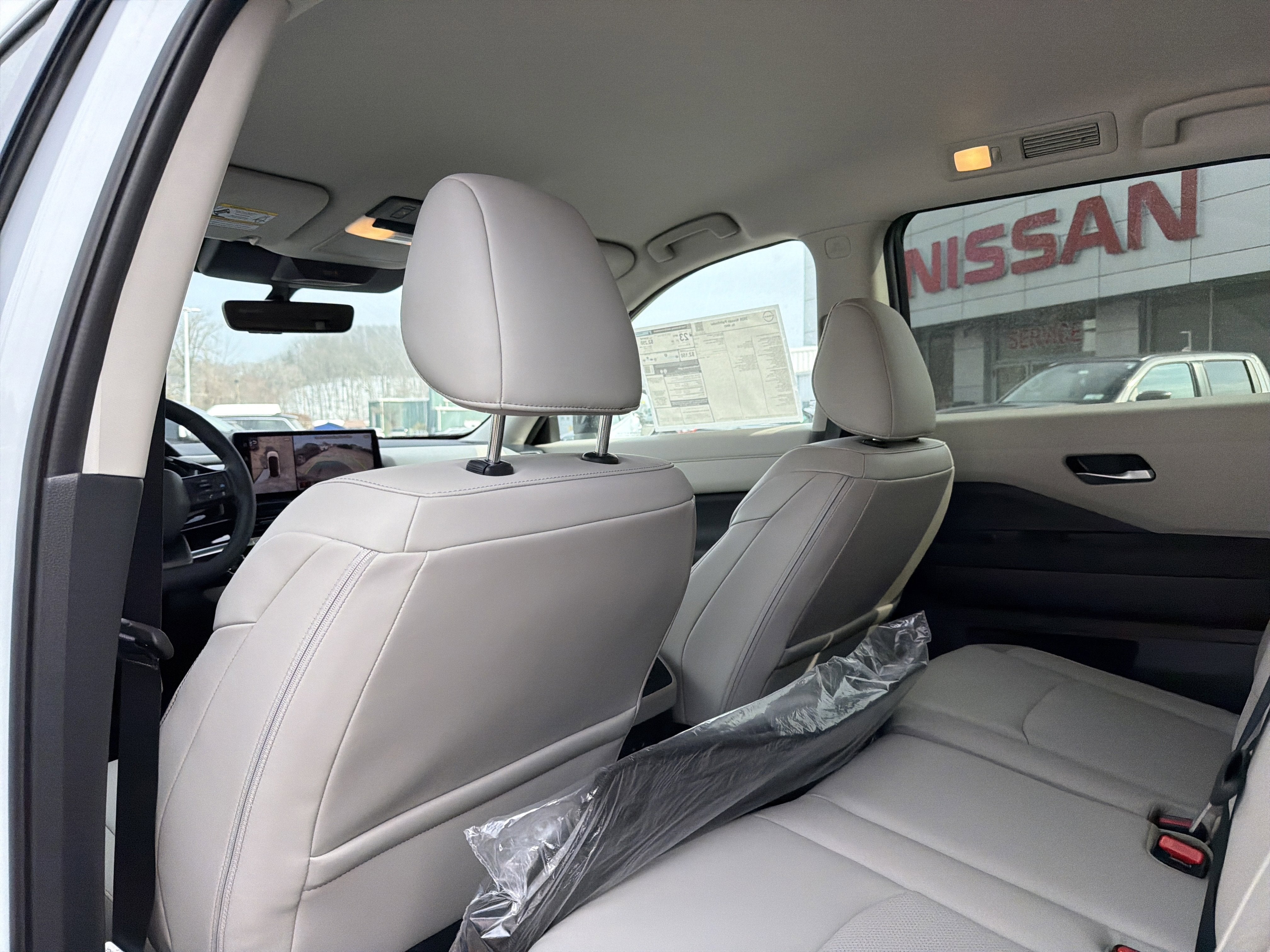 2026 Nissan Pathfinder SL