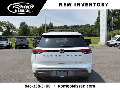 2026 Nissan Pathfinder SL