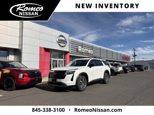 2026 Nissan Pathfinder SL