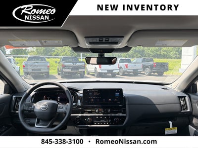 2026 Nissan Pathfinder SL