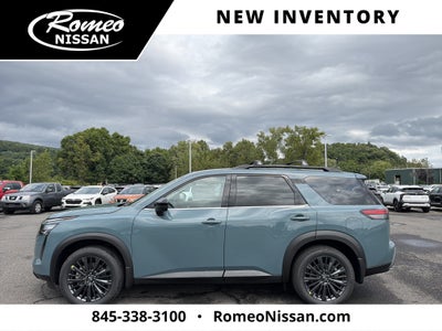 2026 Nissan Pathfinder SL
