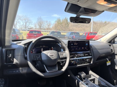 2026 Nissan Pathfinder Platinum