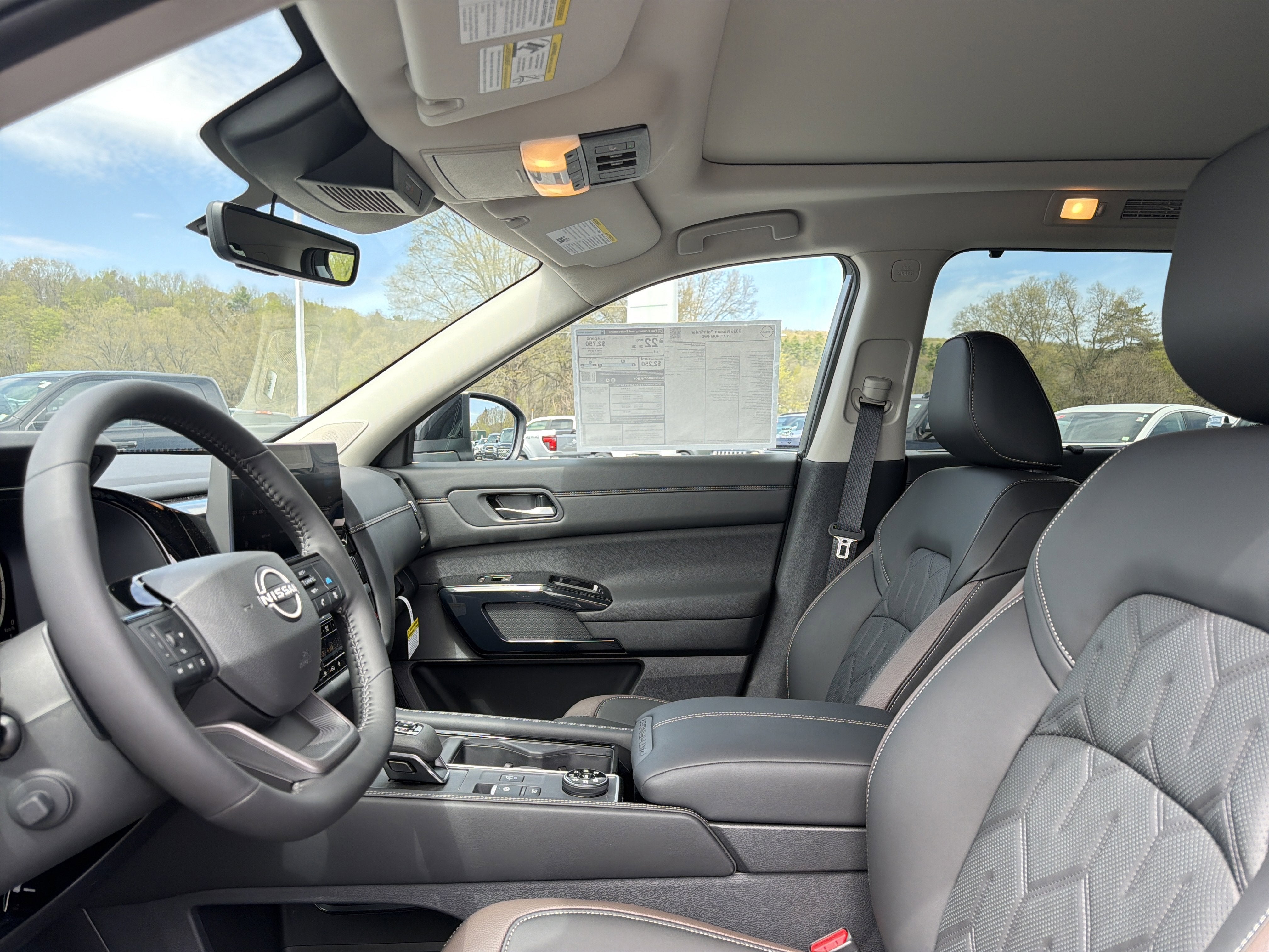 2026 Nissan Pathfinder Platinum