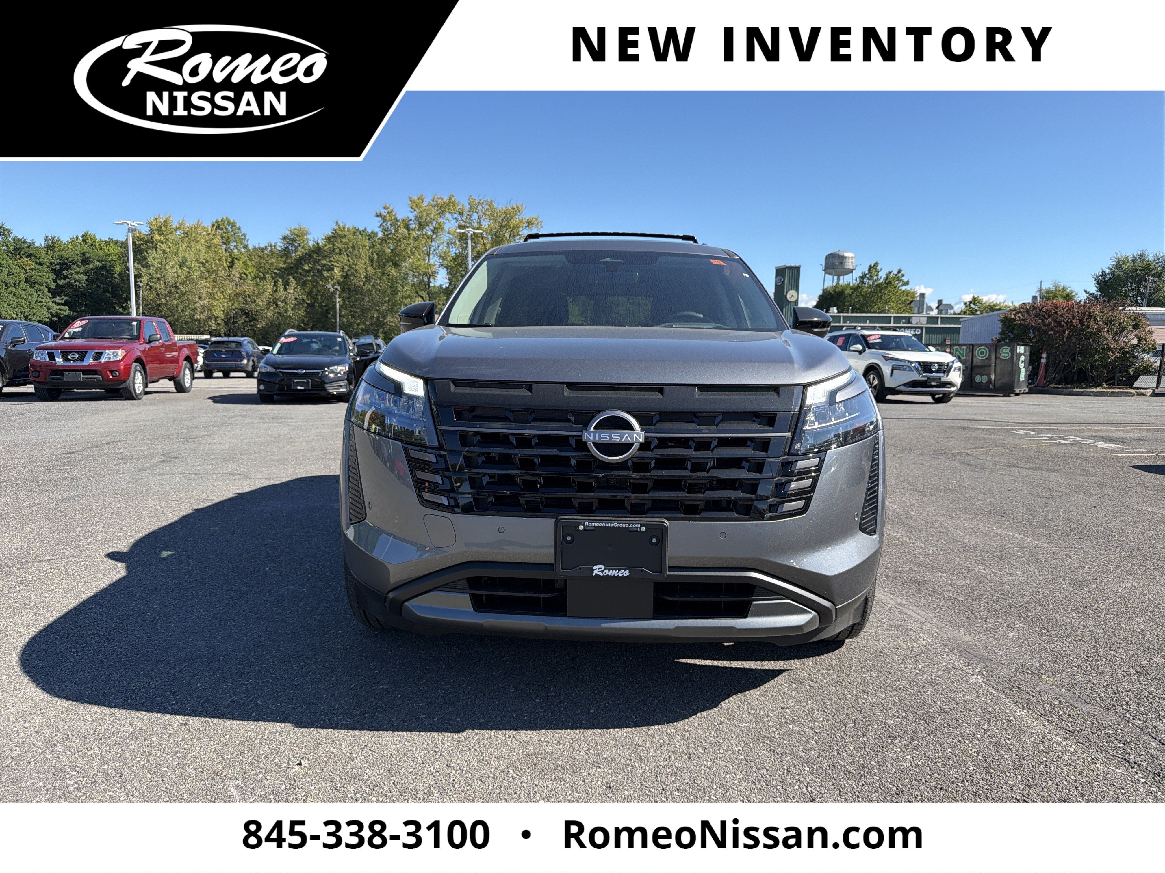 2026 Nissan Pathfinder Platinum
