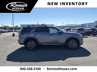2026 Nissan Pathfinder Platinum