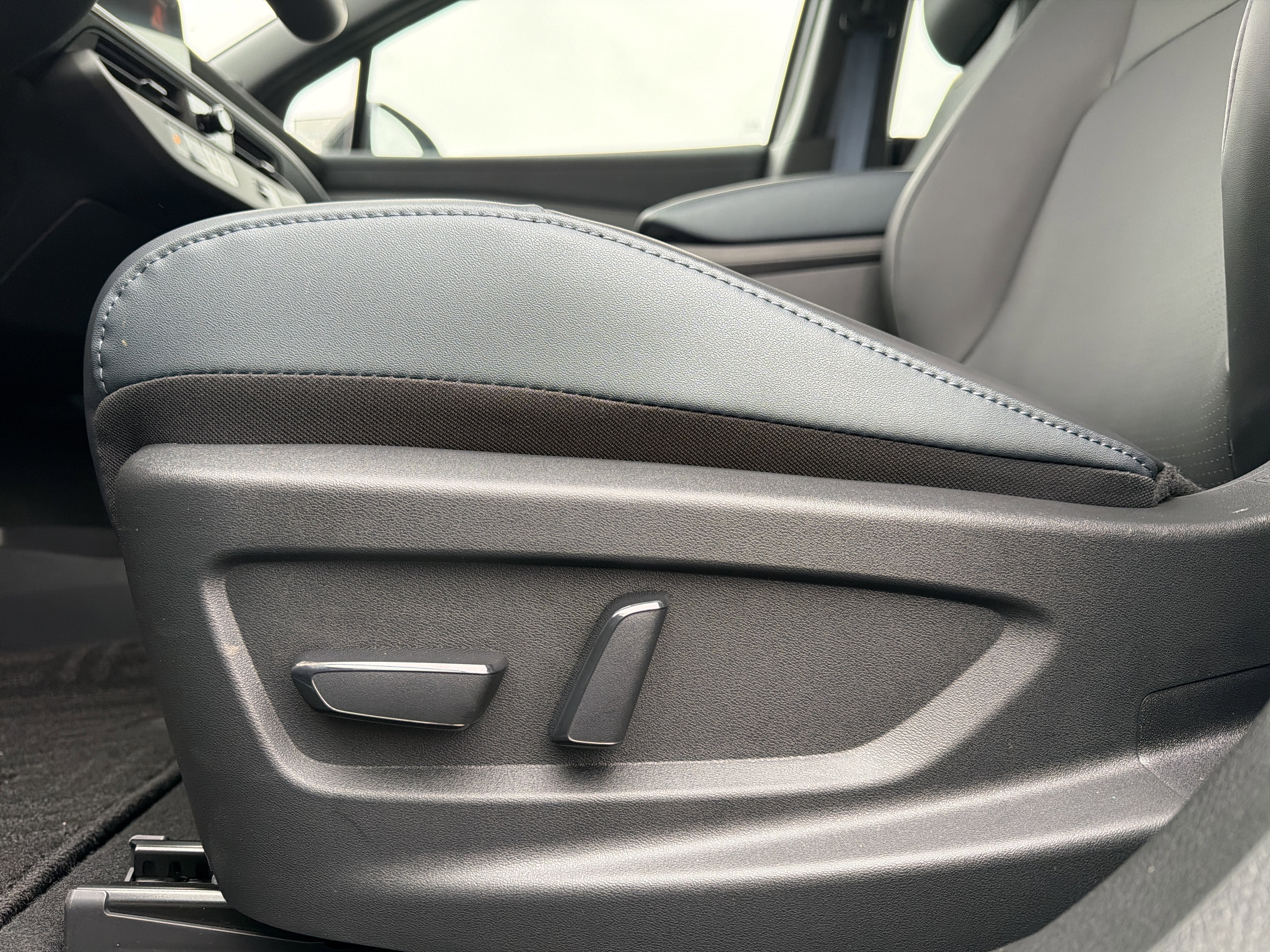 2026 Nissan LEAF SV+