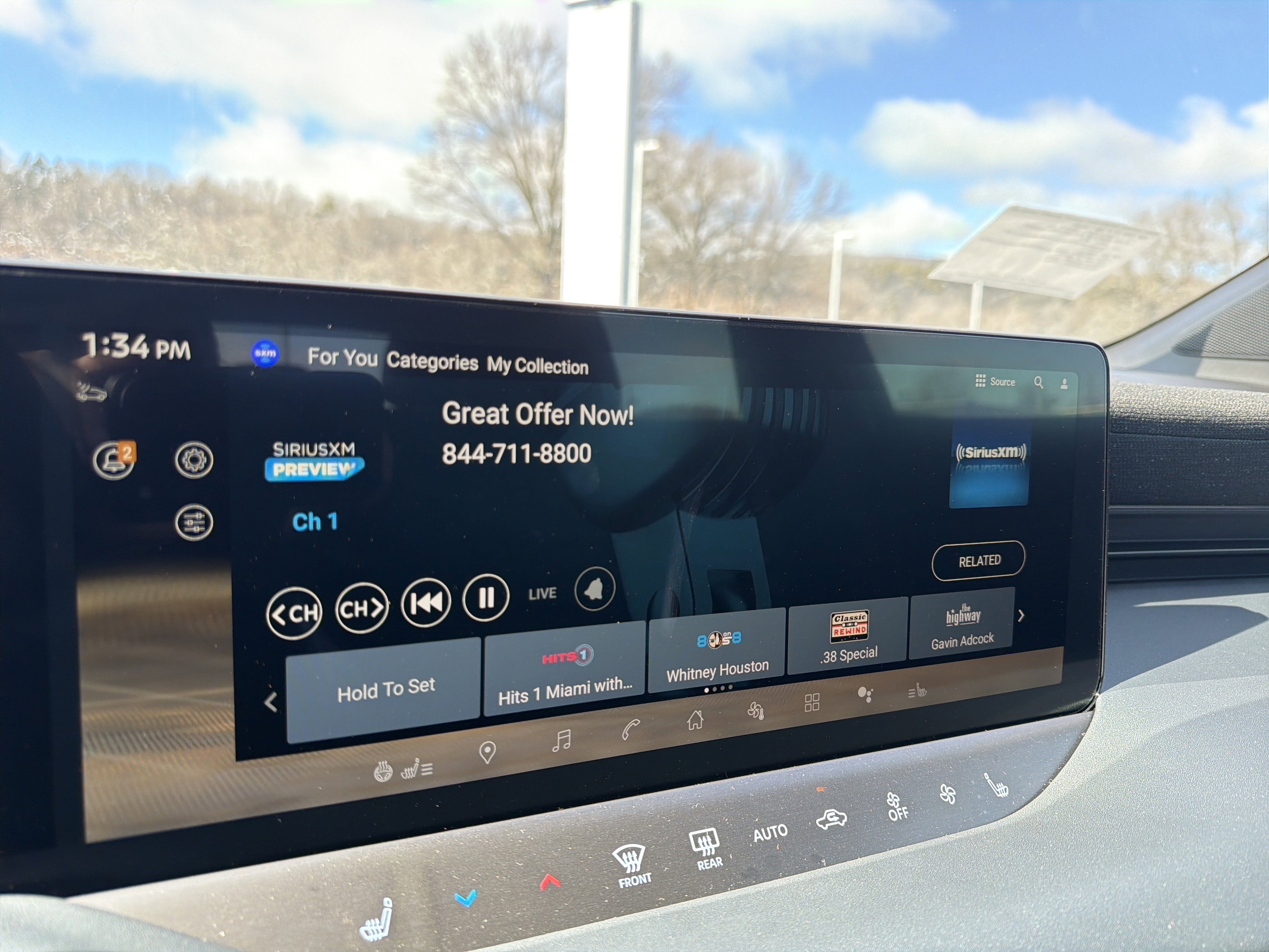 2026 Nissan LEAF PLATINUM+