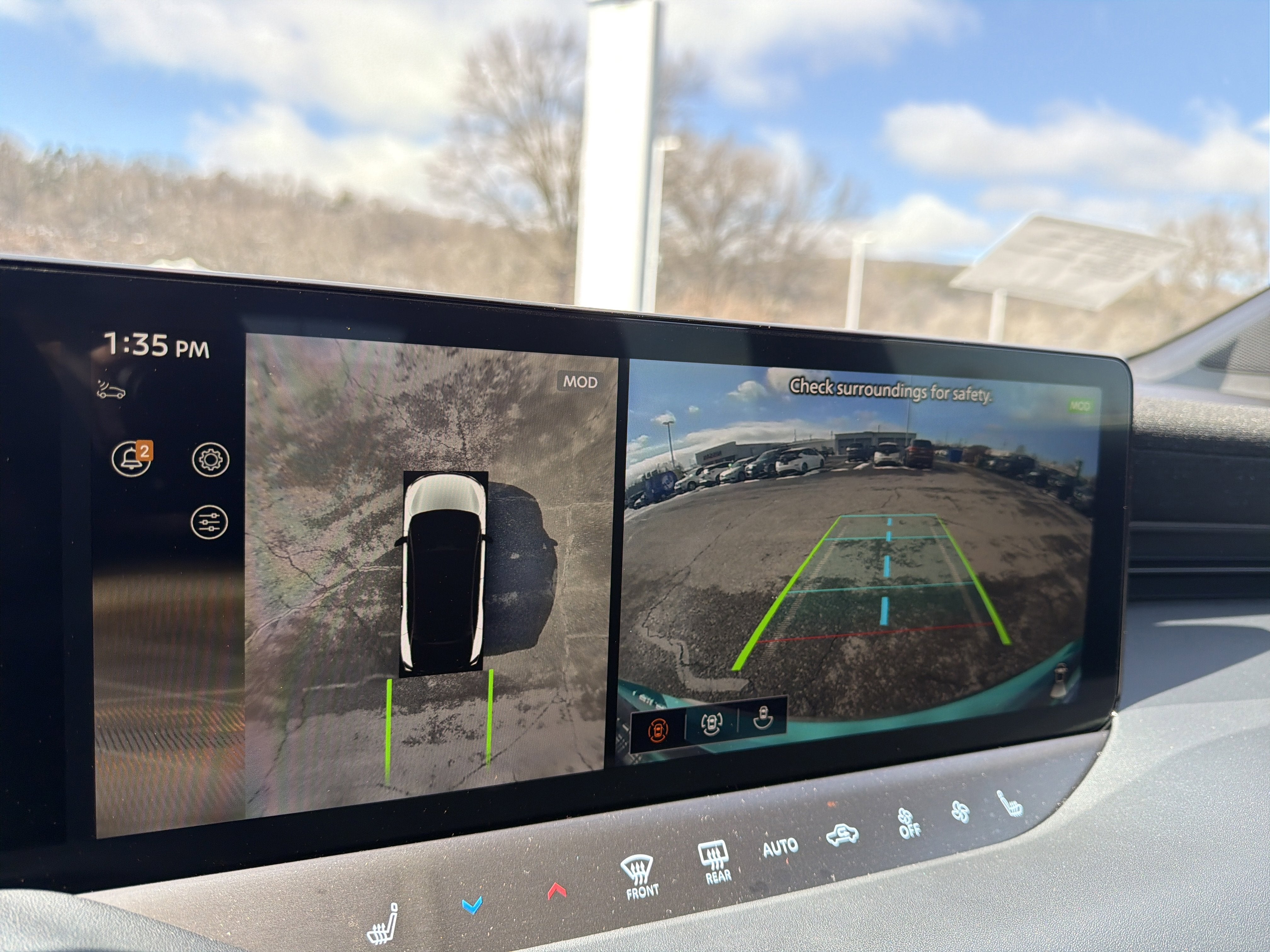 2026 Nissan LEAF PLATINUM+