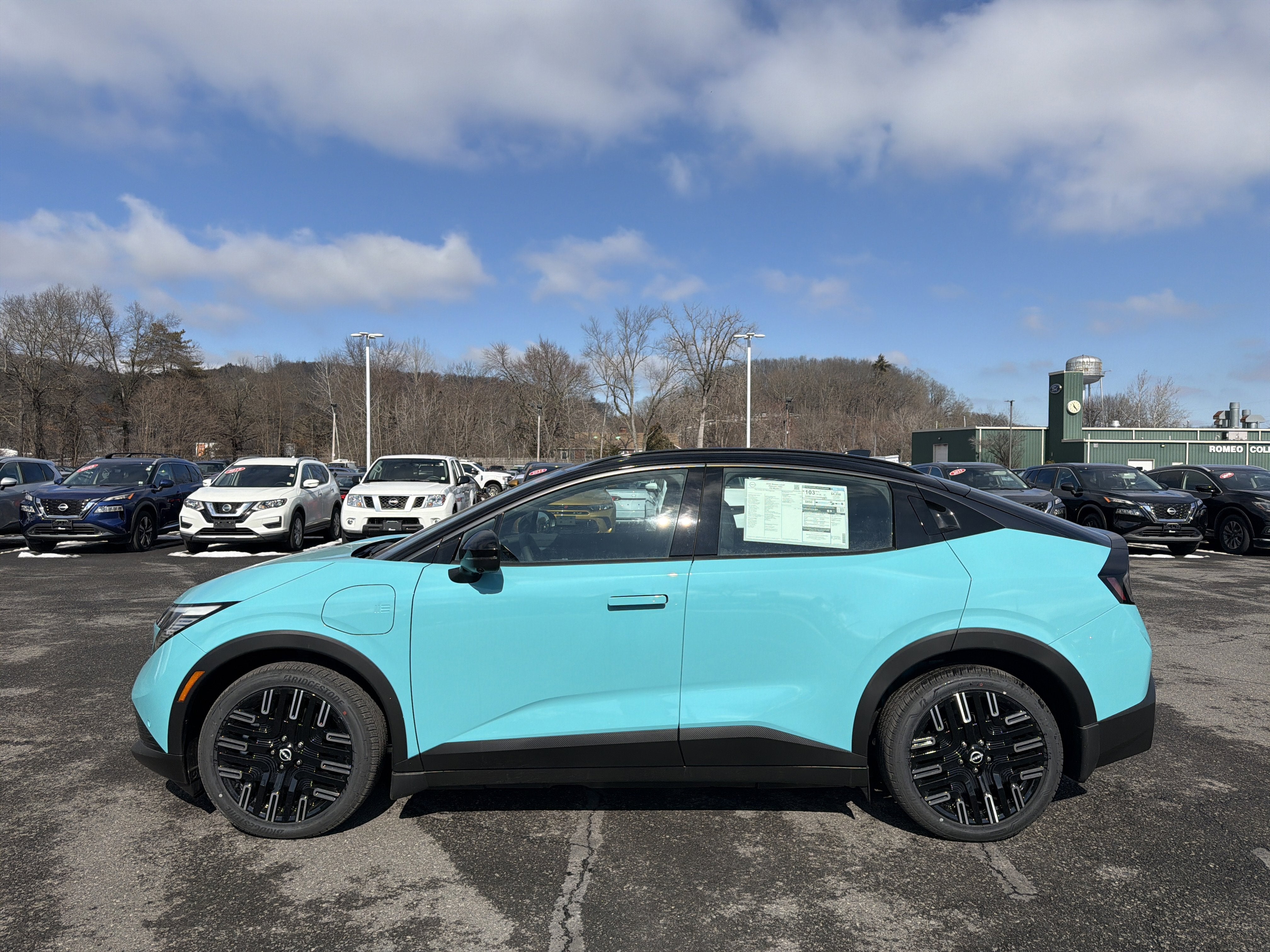 2026 Nissan LEAF PLATINUM+