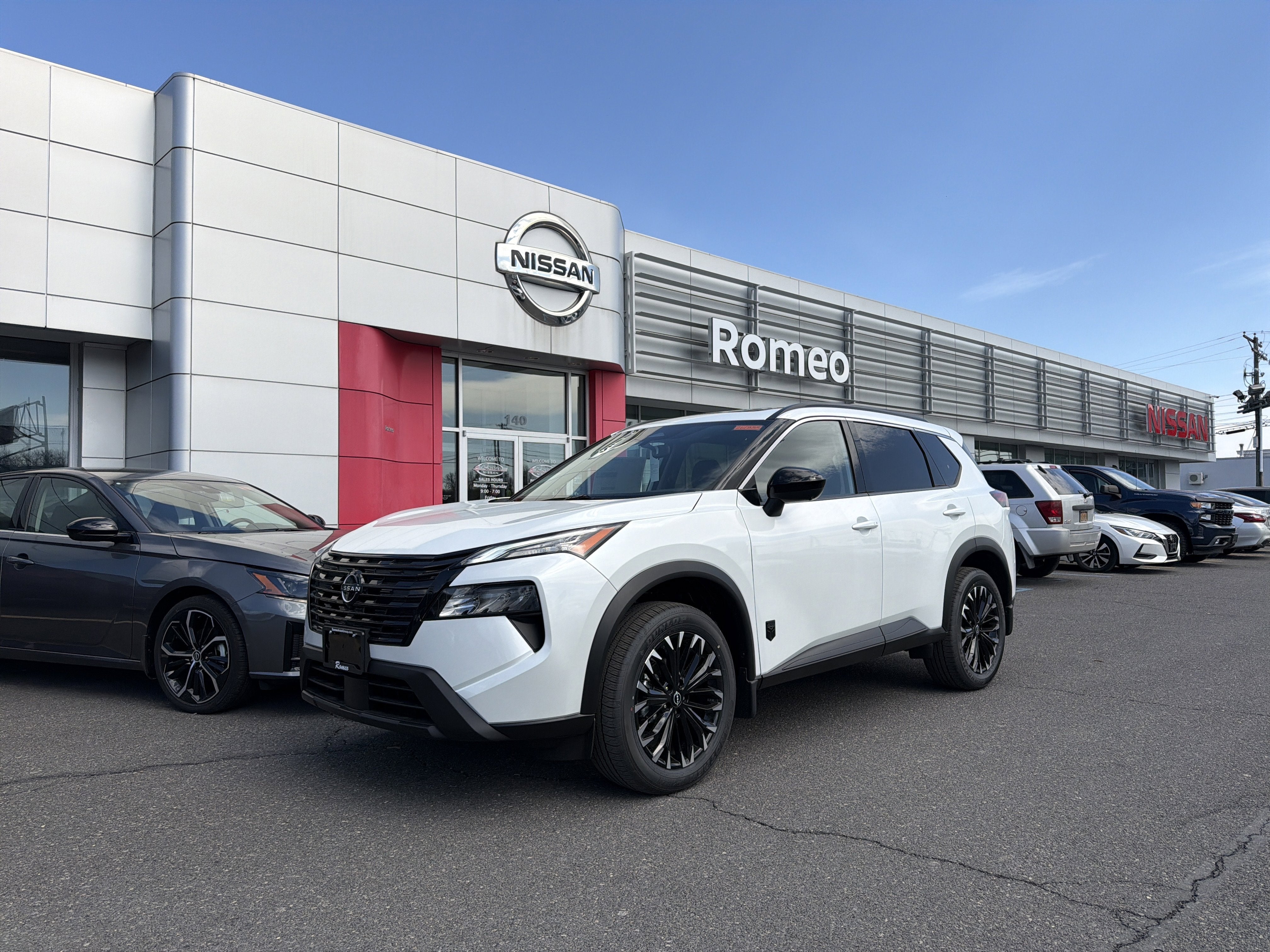 2026 Nissan Rogue Dark Armor