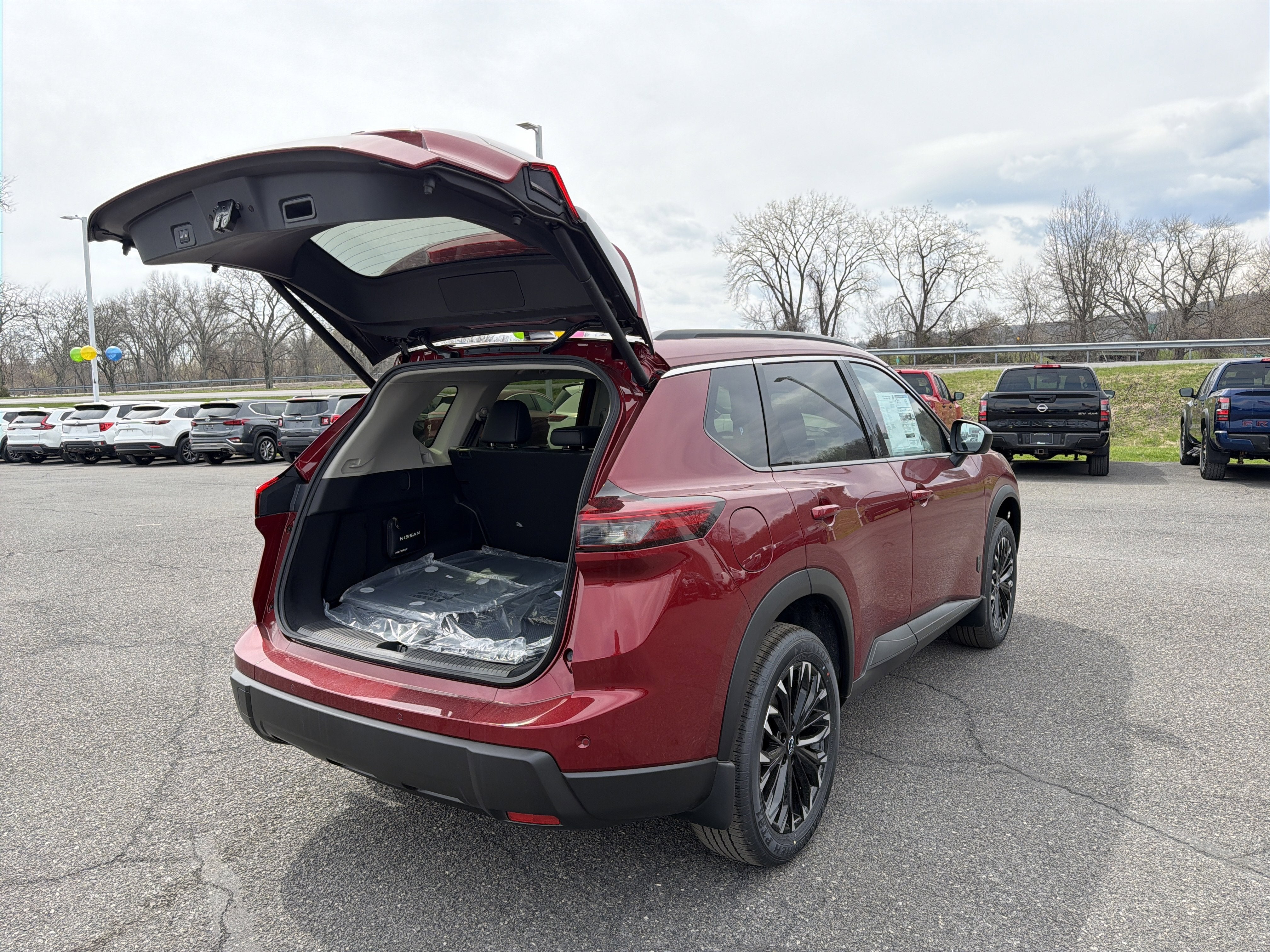 2026 Nissan Rogue Dark Armor
