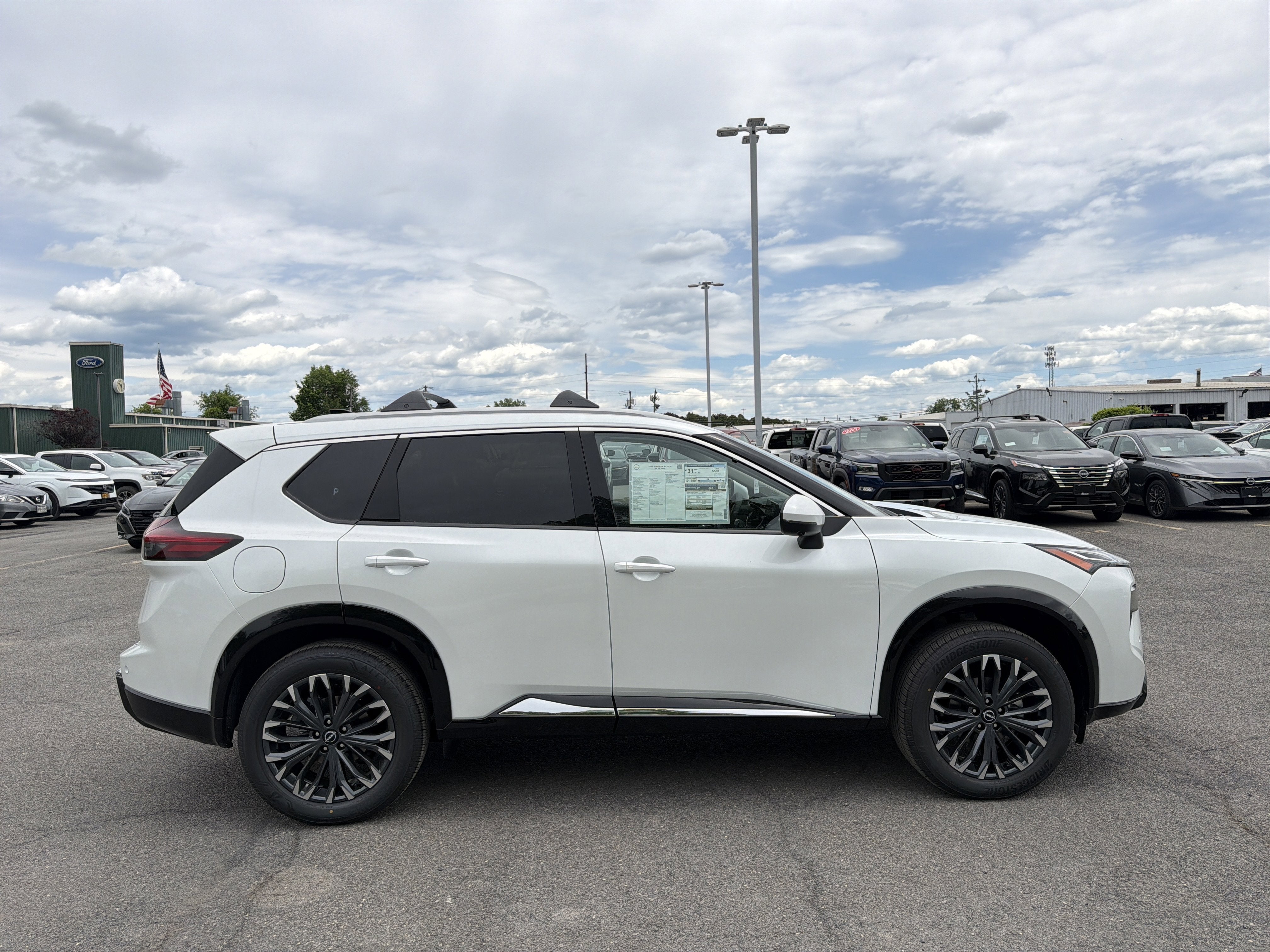 2026 Nissan Rogue Platinum