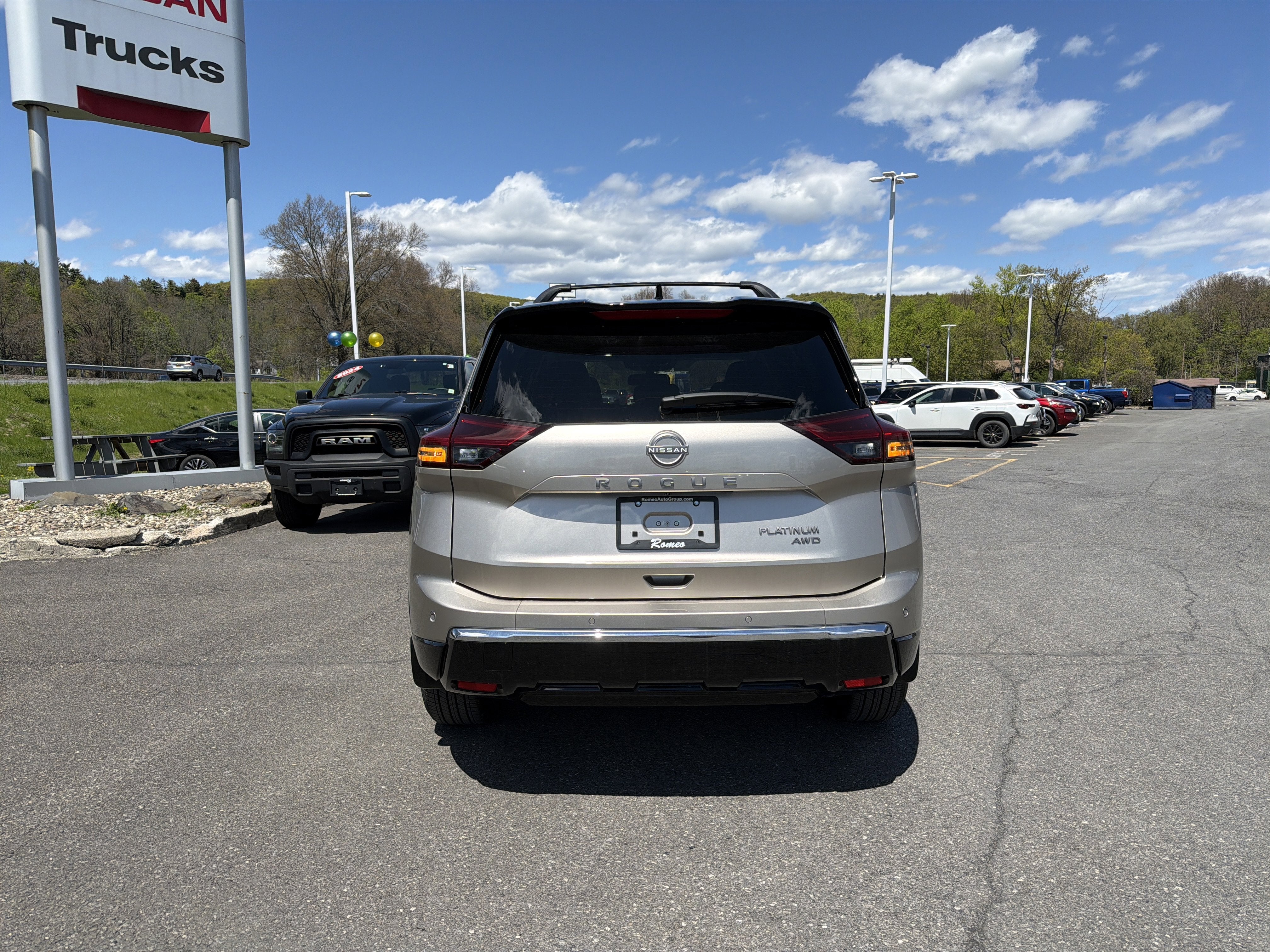 2026 Nissan Rogue Platinum