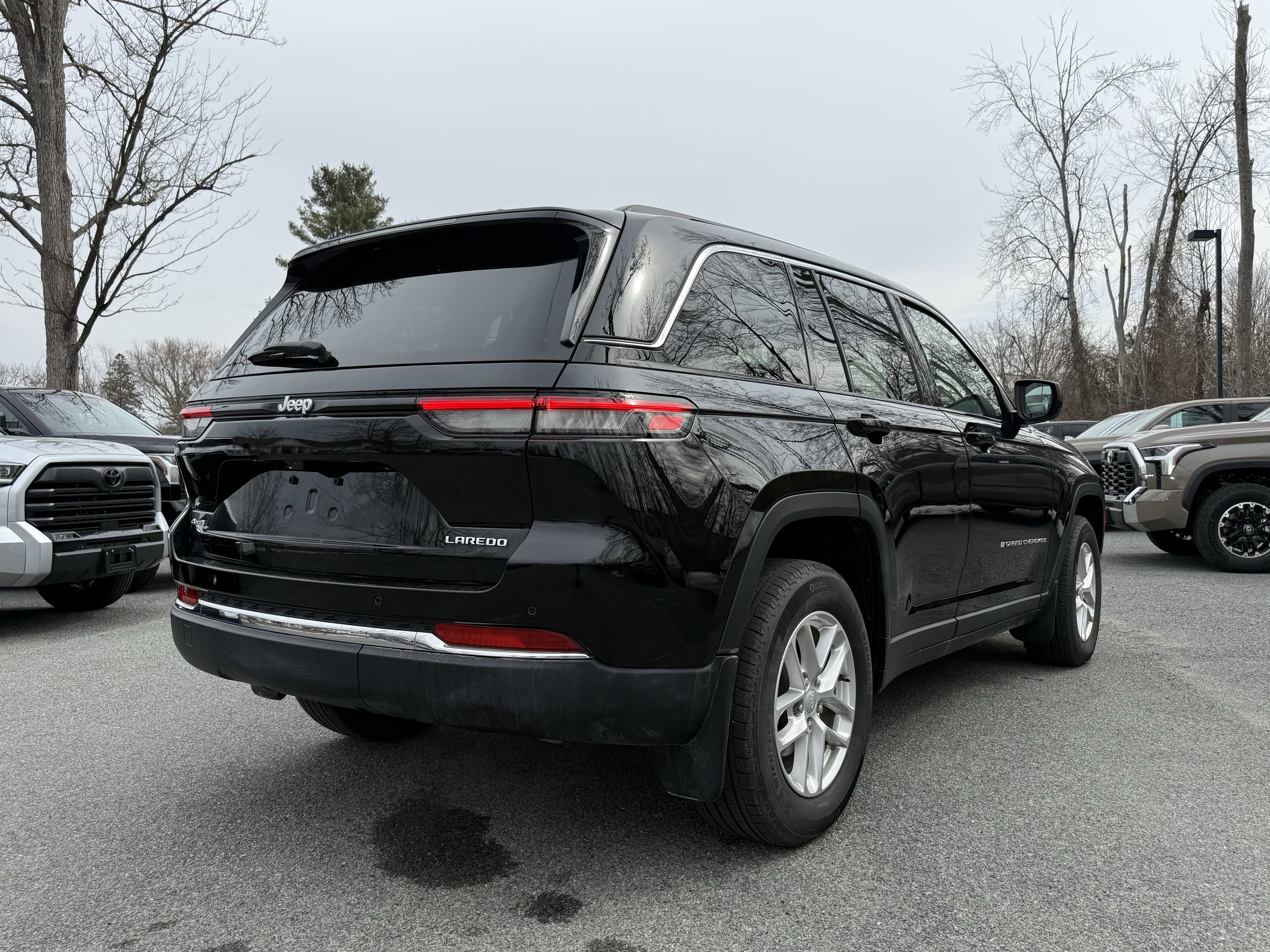 2025 Jeep Grand Cherokee Laredo