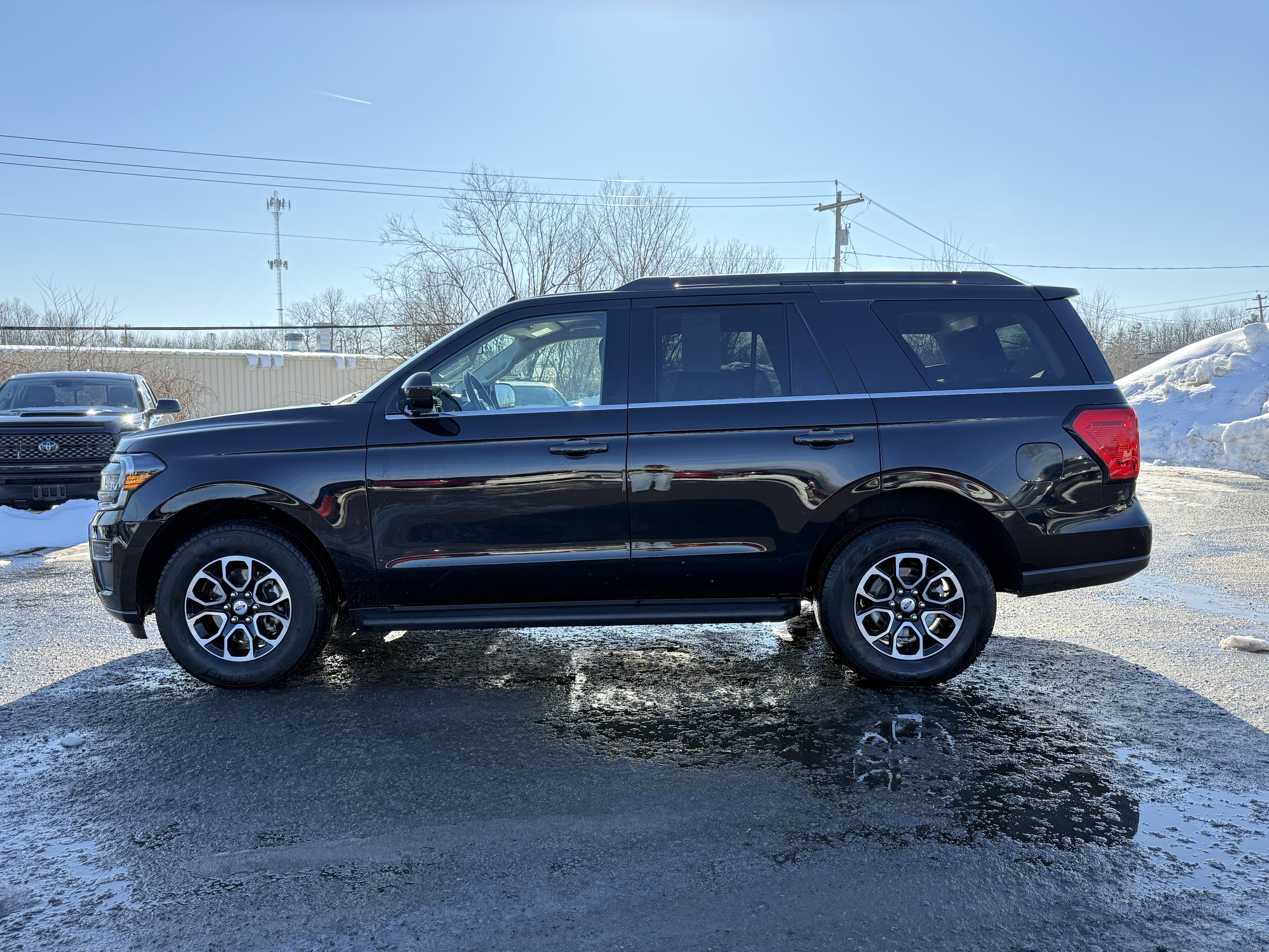 2024 Ford Expedition XLT