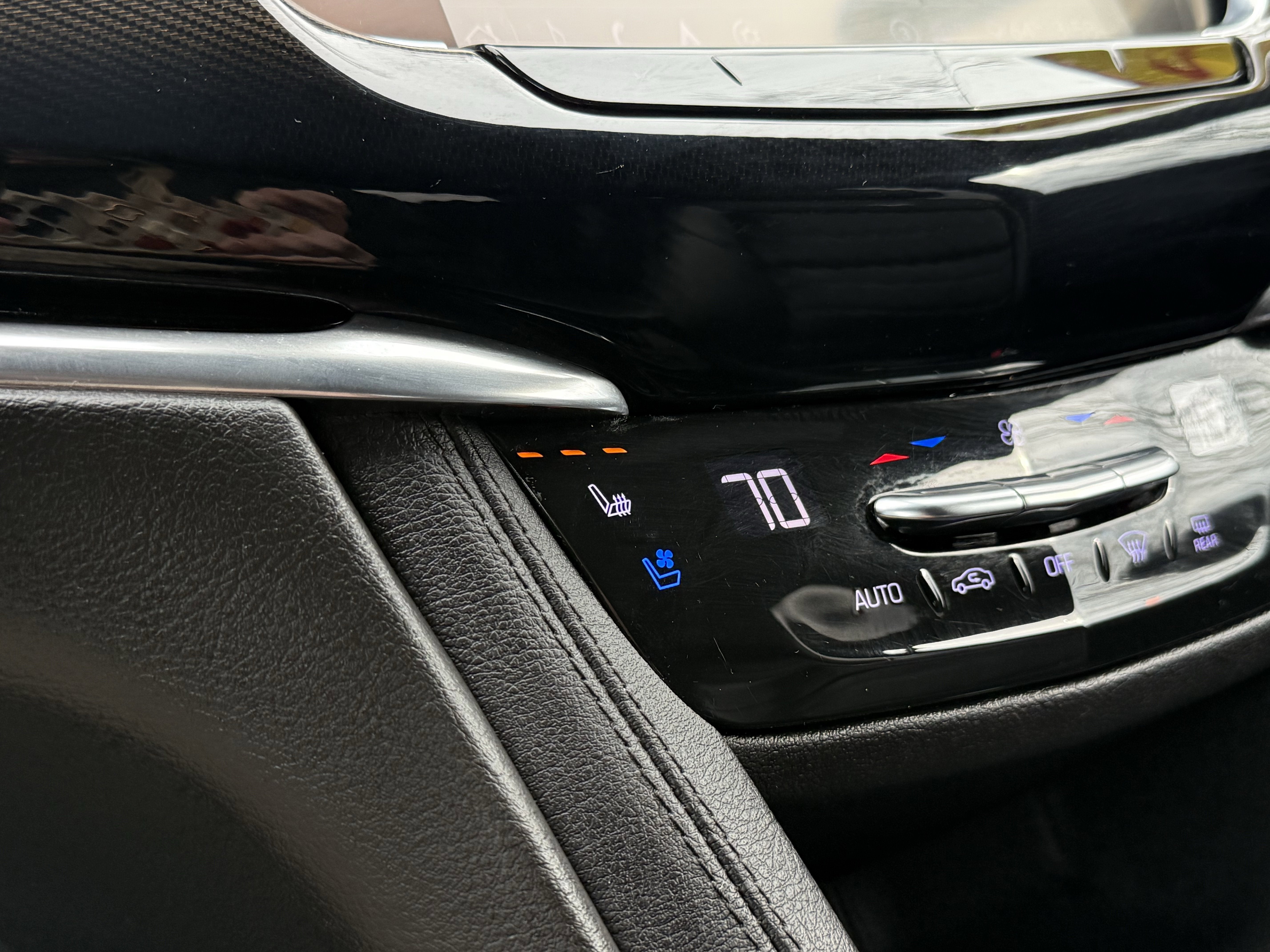 2020 Cadillac XT6 Sport