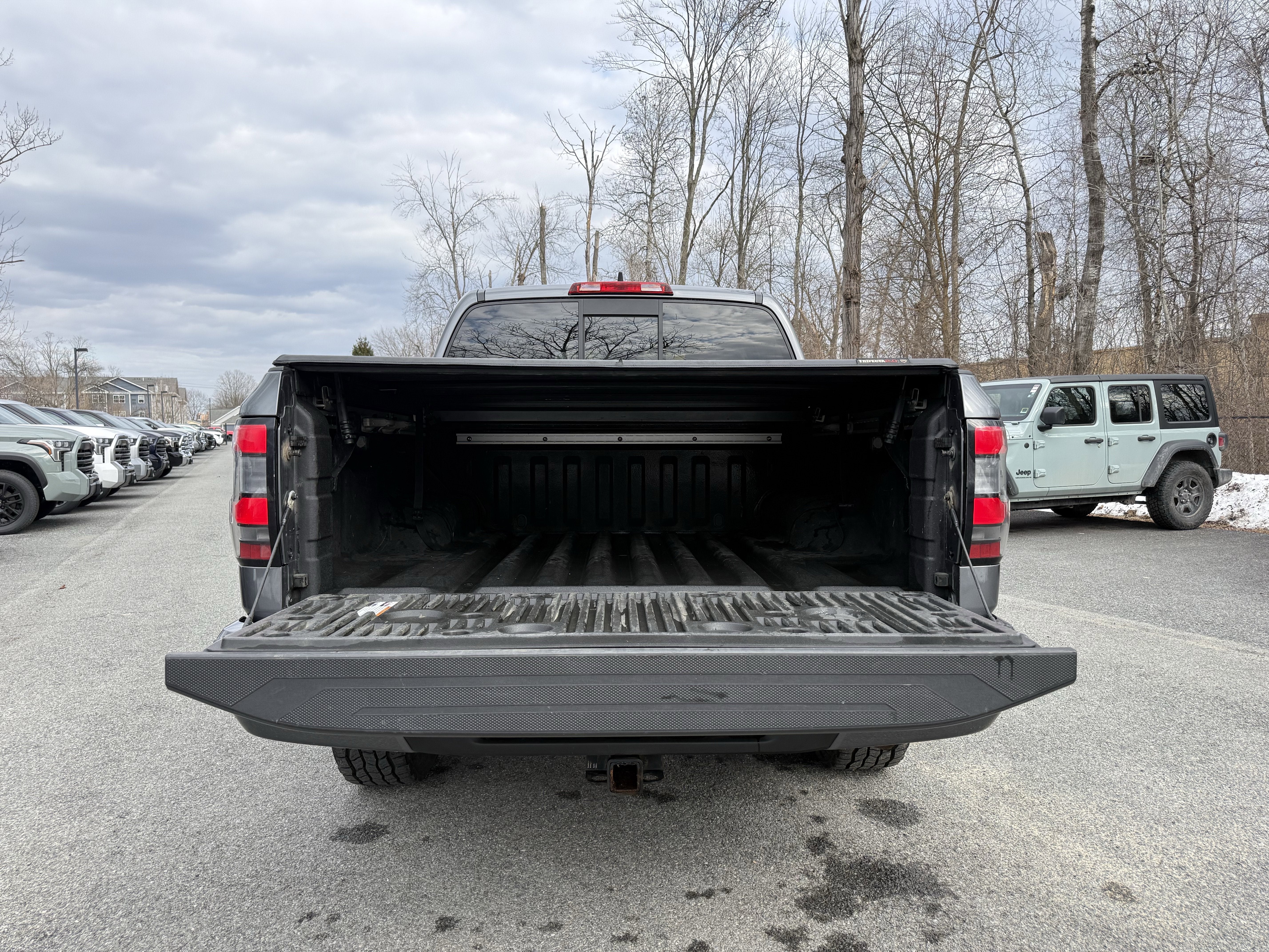 2022 Nissan Frontier SV