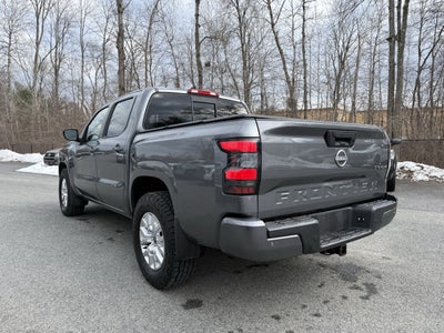 2022 Nissan Frontier SV