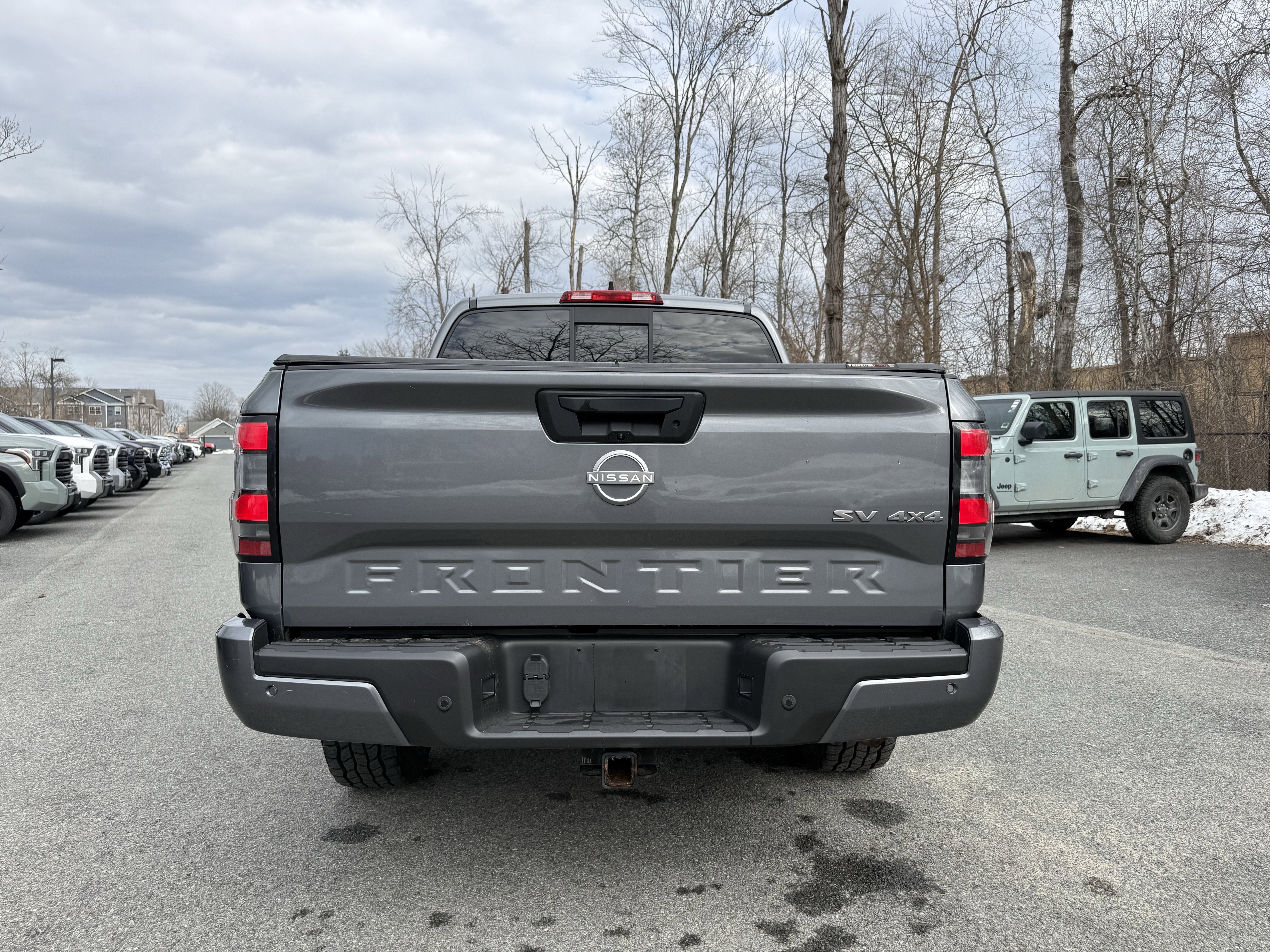 2022 Nissan Frontier SV