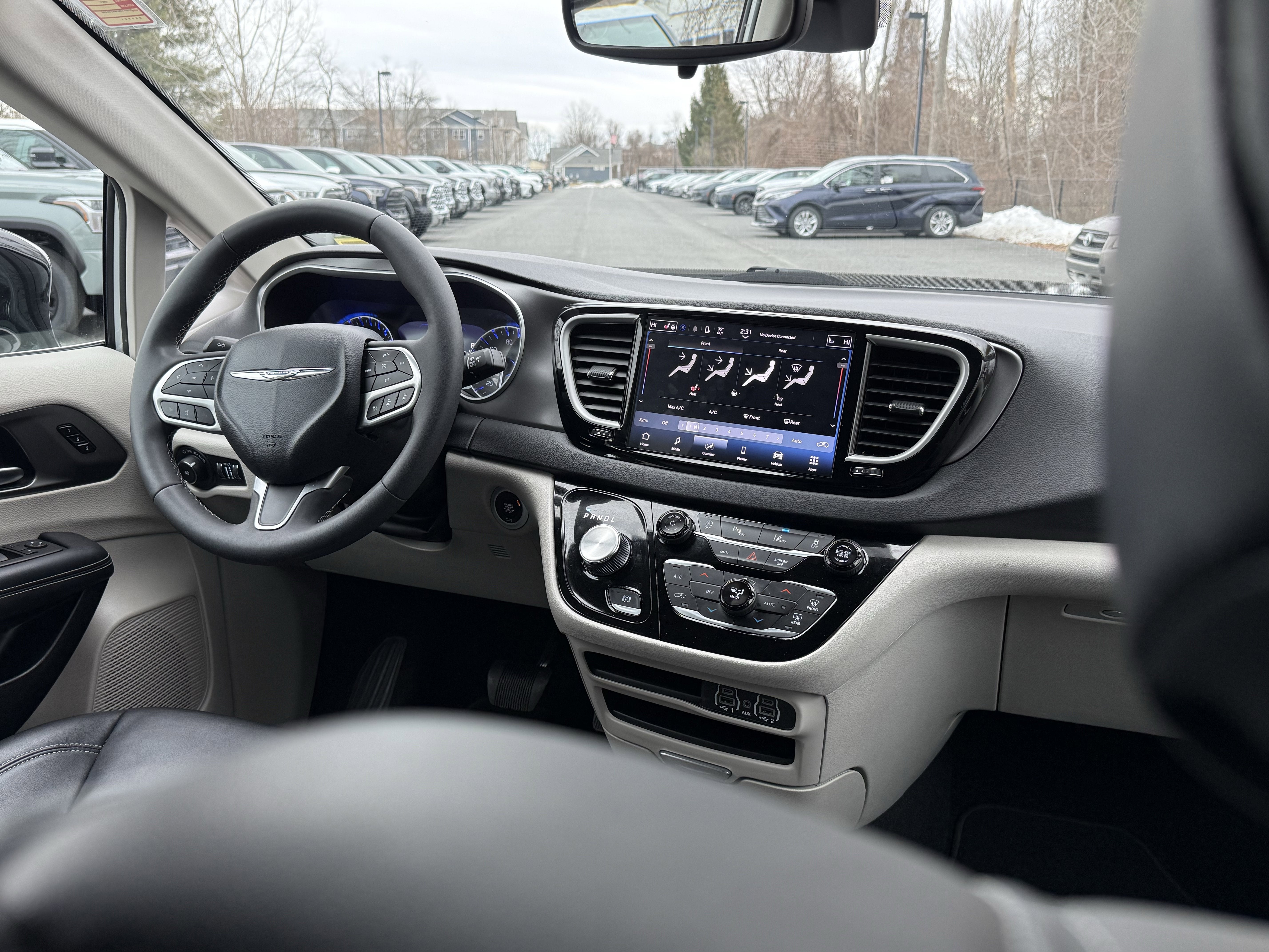 2024 Chrysler Pacifica Touring L