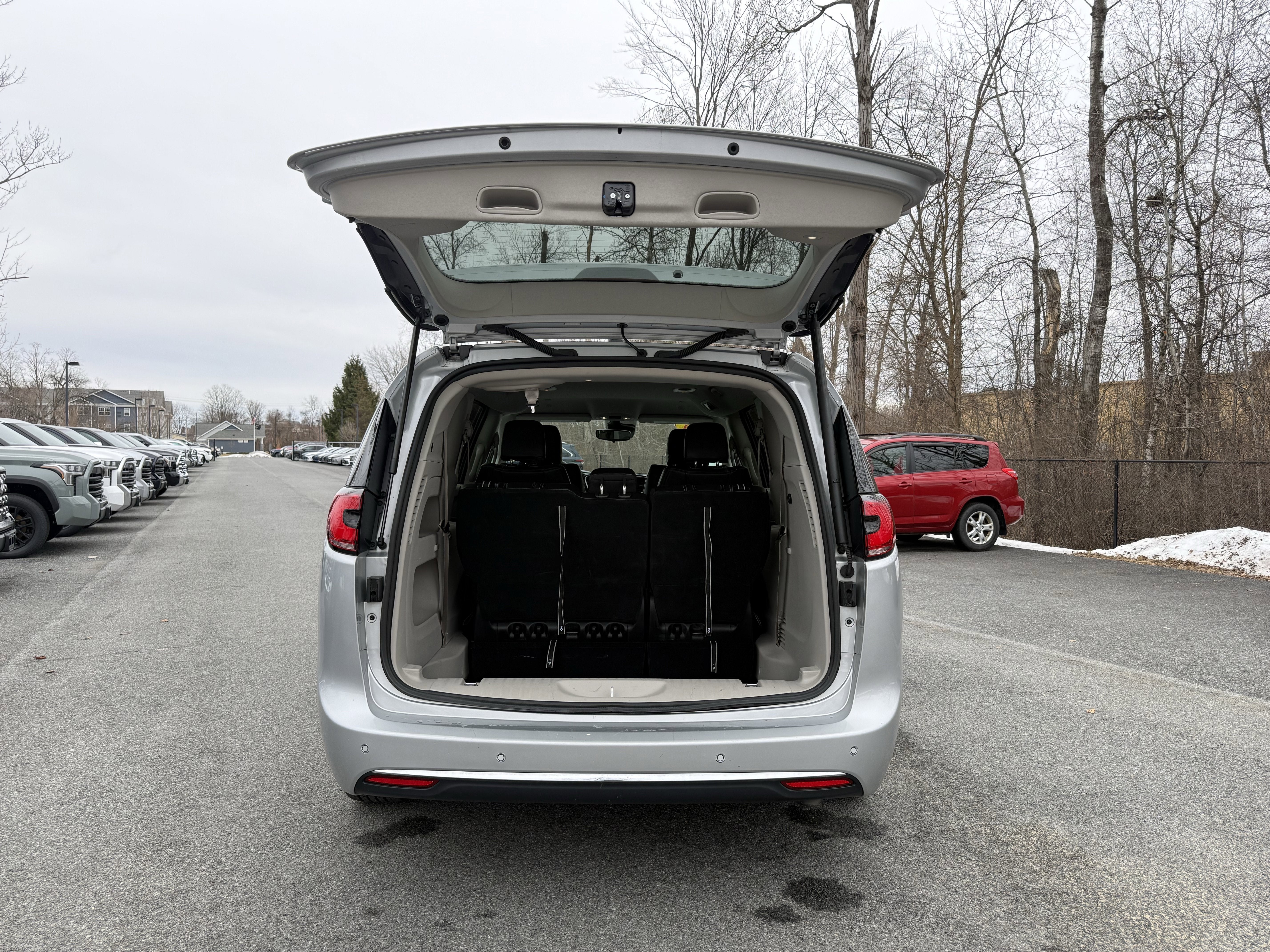 2024 Chrysler Pacifica Touring L