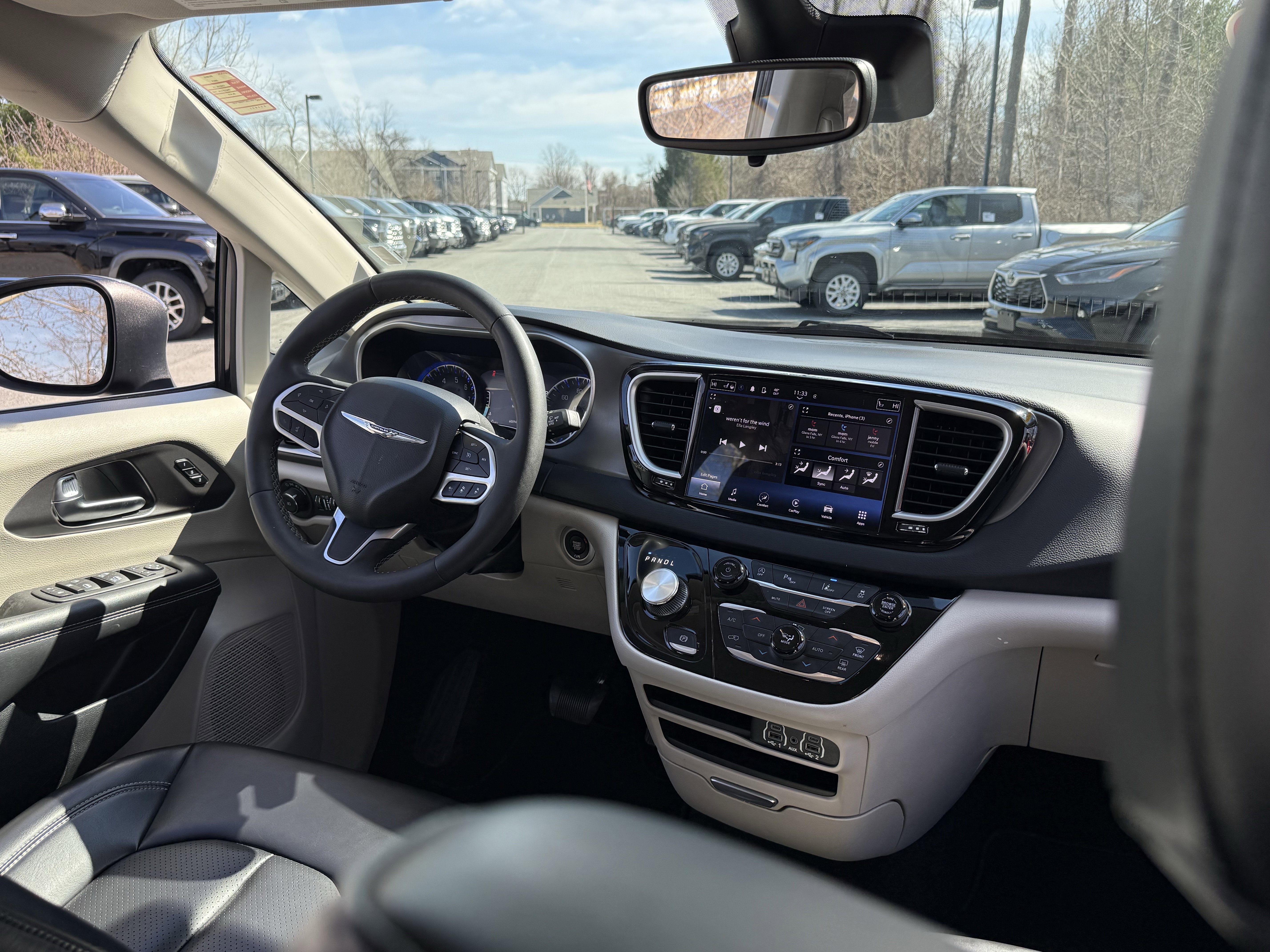 2023 Chrysler Pacifica Touring L