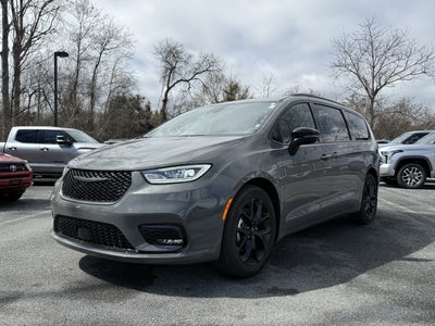 2025 Chrysler Pacifica Limited