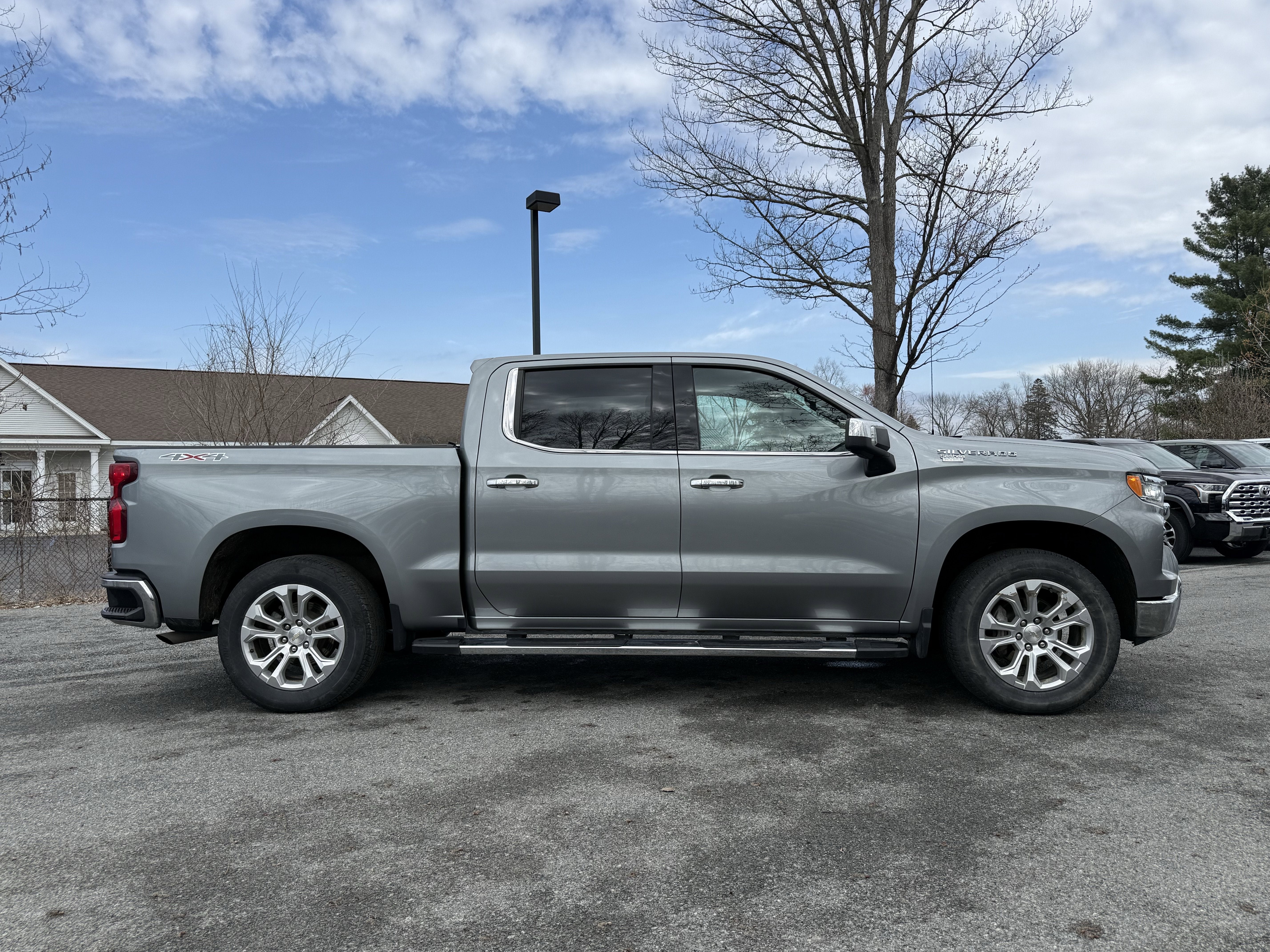 2024 Chevrolet Silverado 1500 LTZ