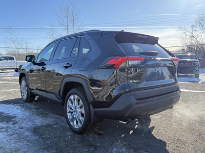2023 Toyota RAV4 XLE Premium