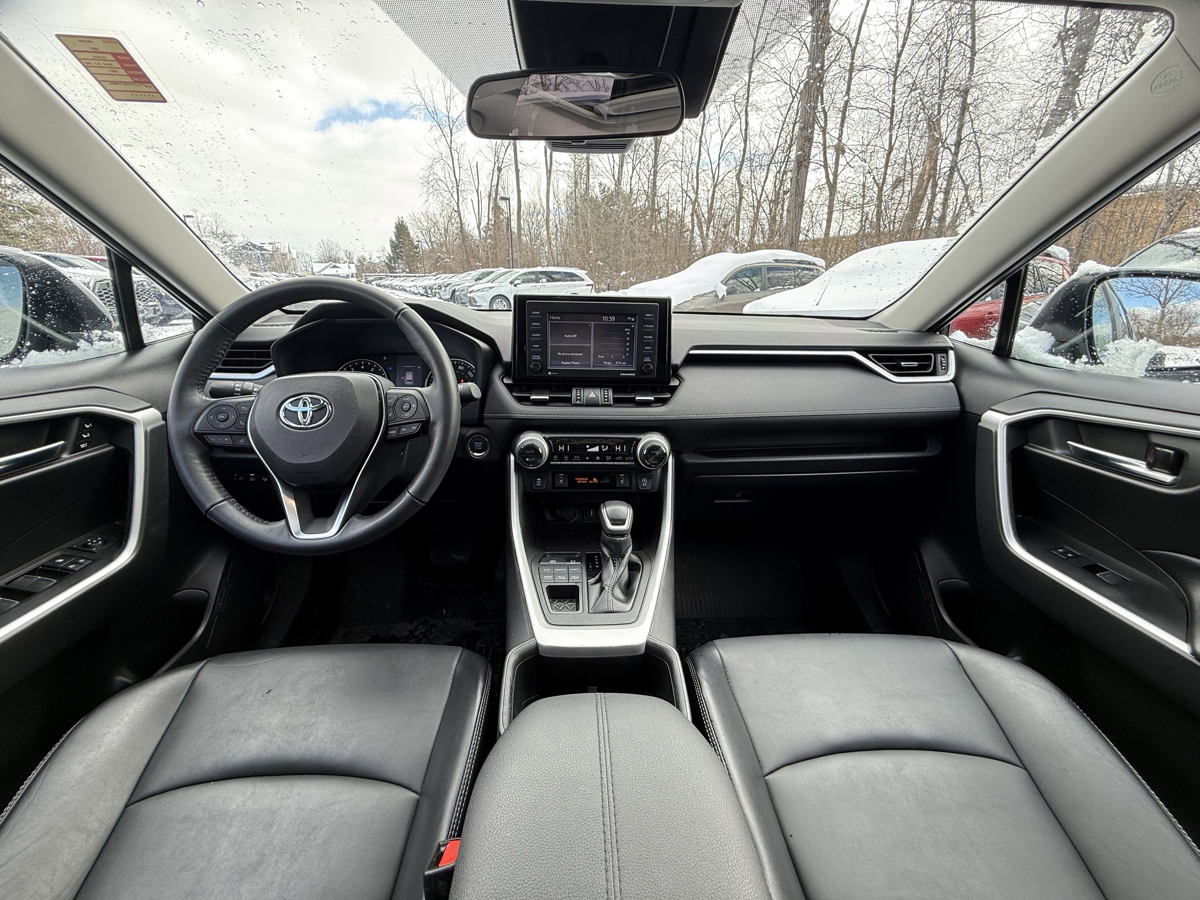 2022 Toyota RAV4 XLE Premium