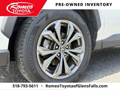 2022 Toyota RAV4 Hybrid XLE Premium