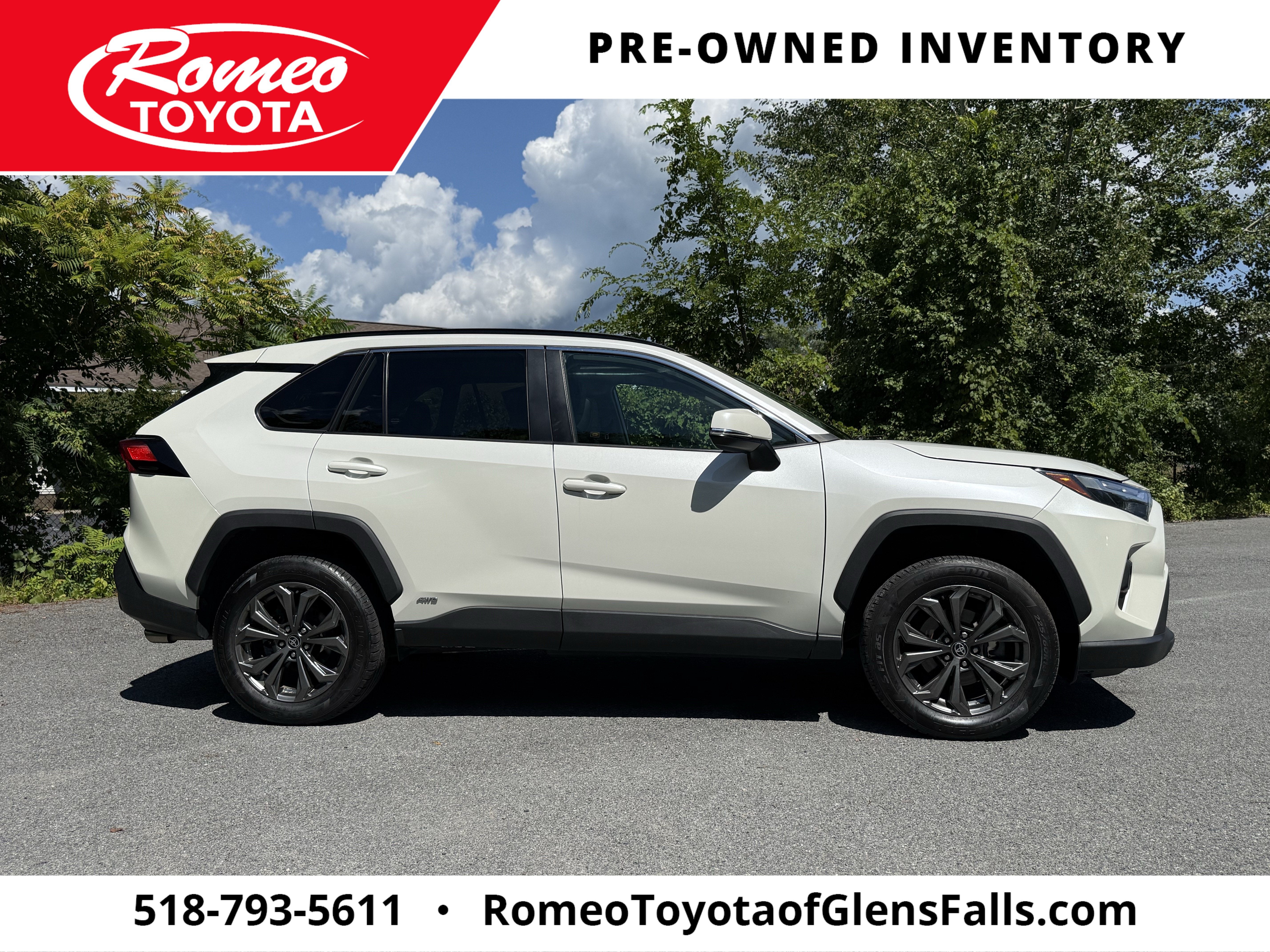 2022 Toyota RAV4 Hybrid XLE Premium