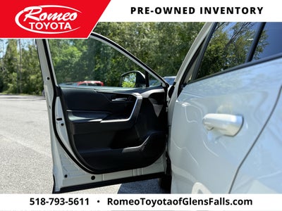 2022 Toyota RAV4 Hybrid XLE Premium