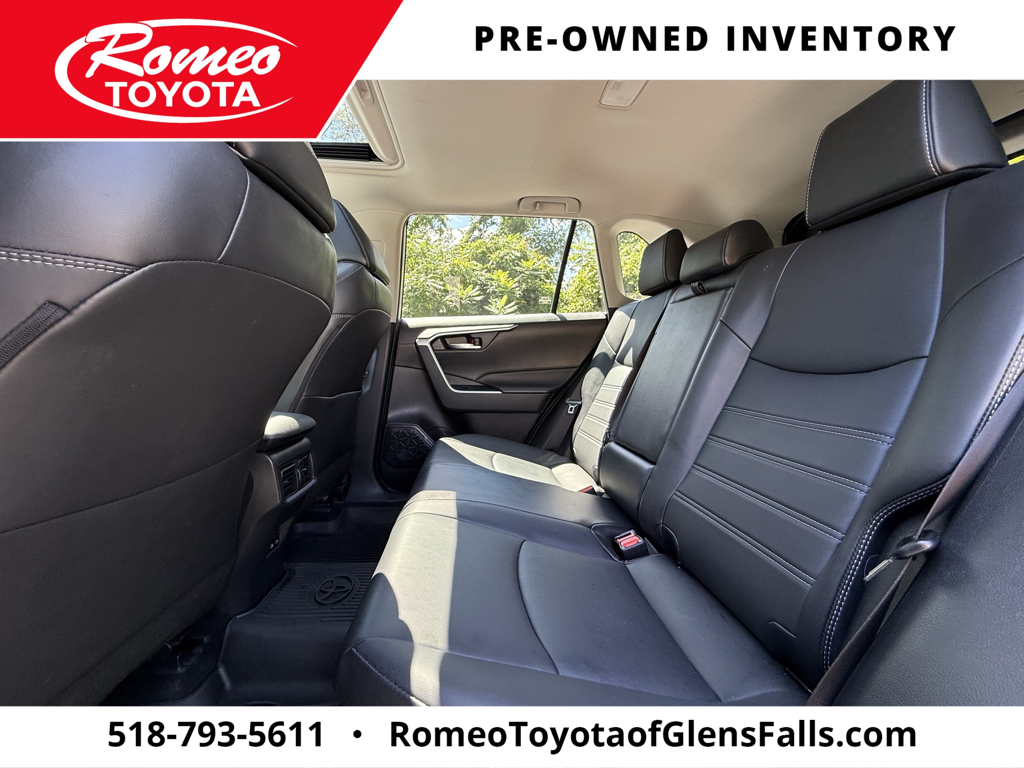 2022 Toyota RAV4 Hybrid XLE Premium