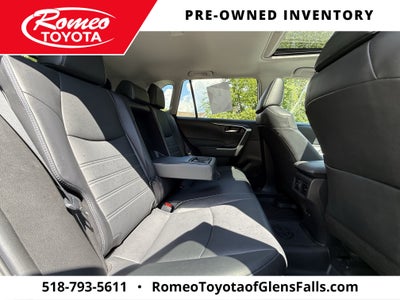 2022 Toyota RAV4 Hybrid XLE Premium